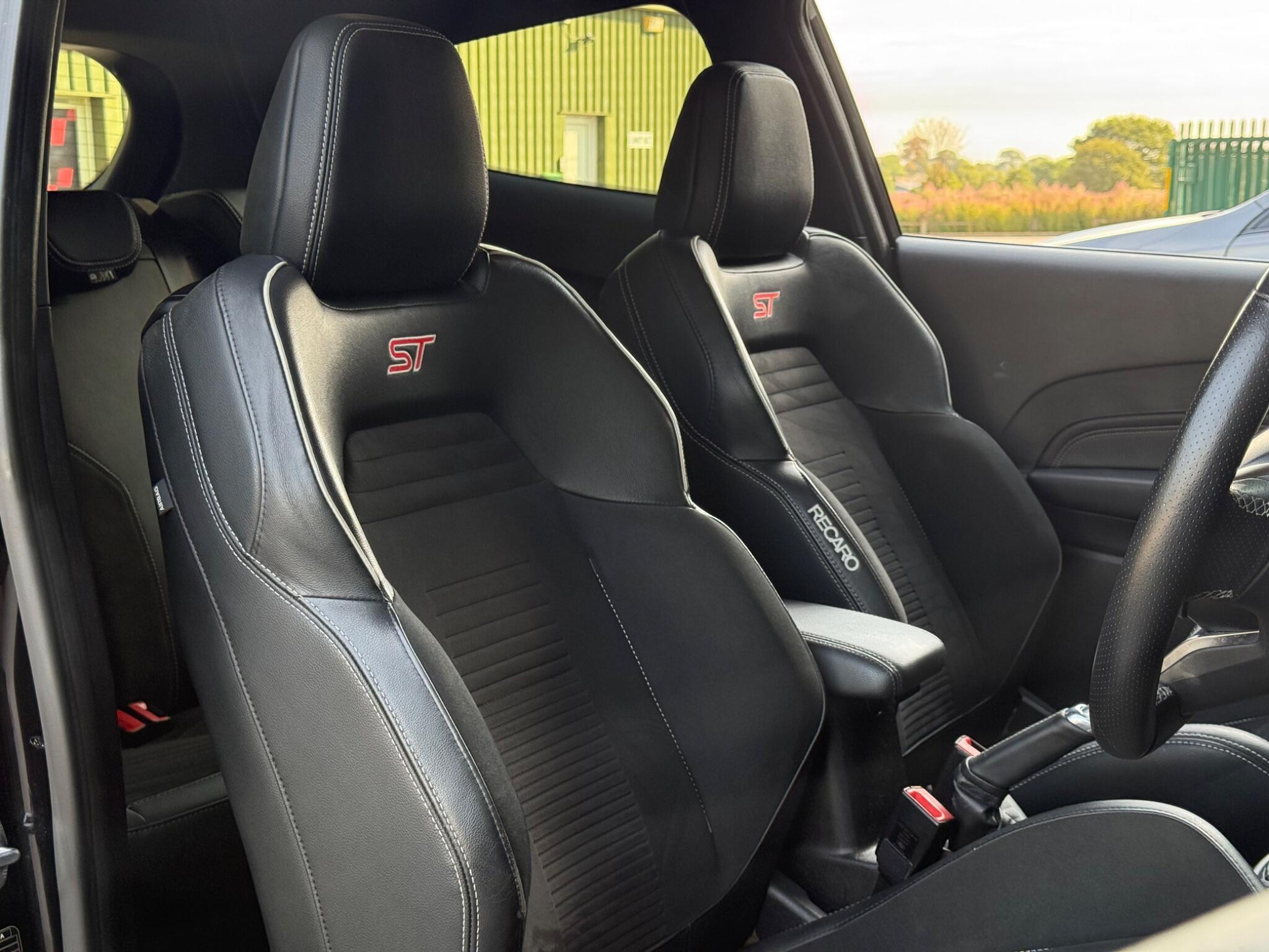 Ford Fiesta - Image 14