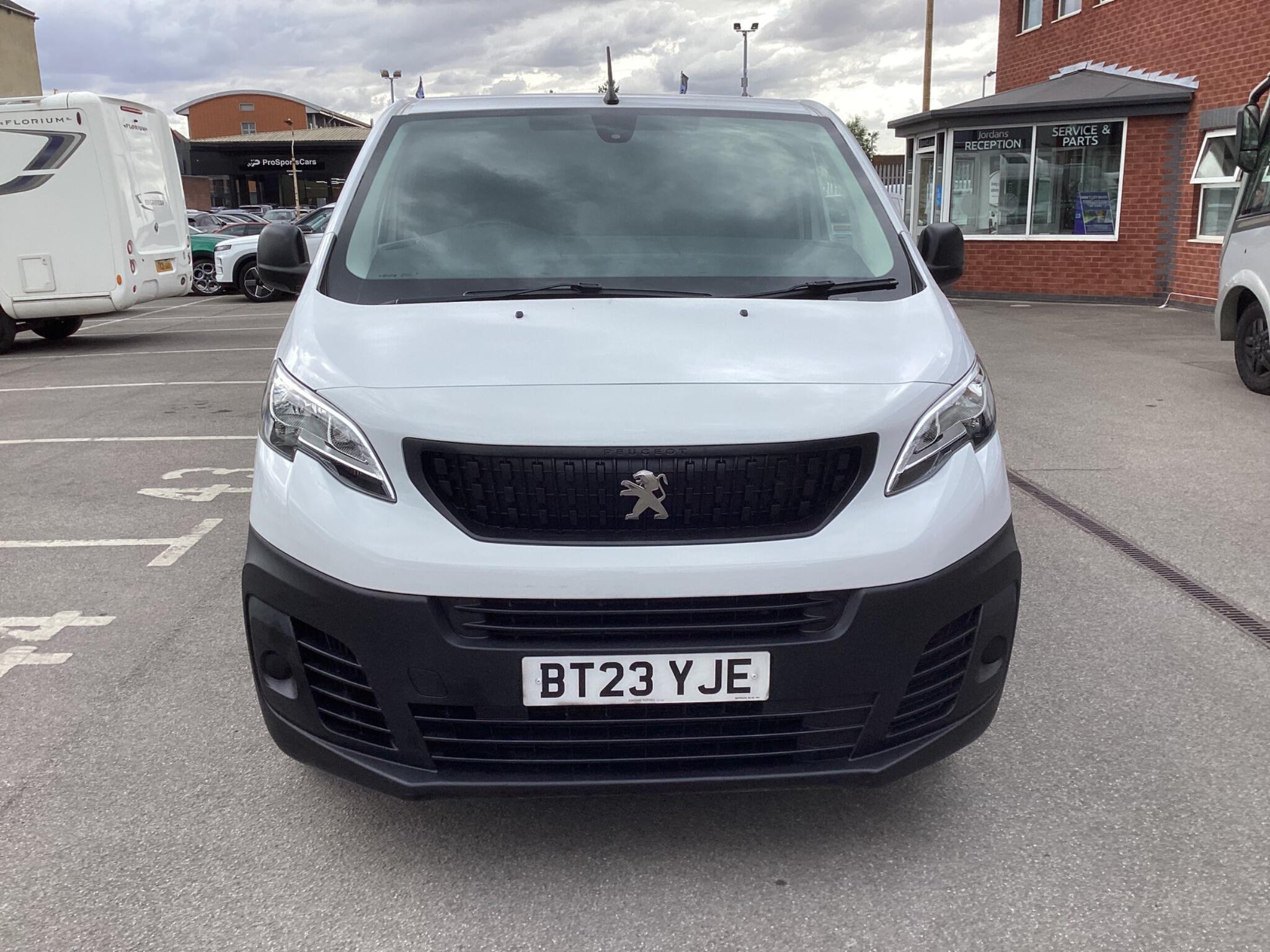 Peugeot Expert - Image 2
