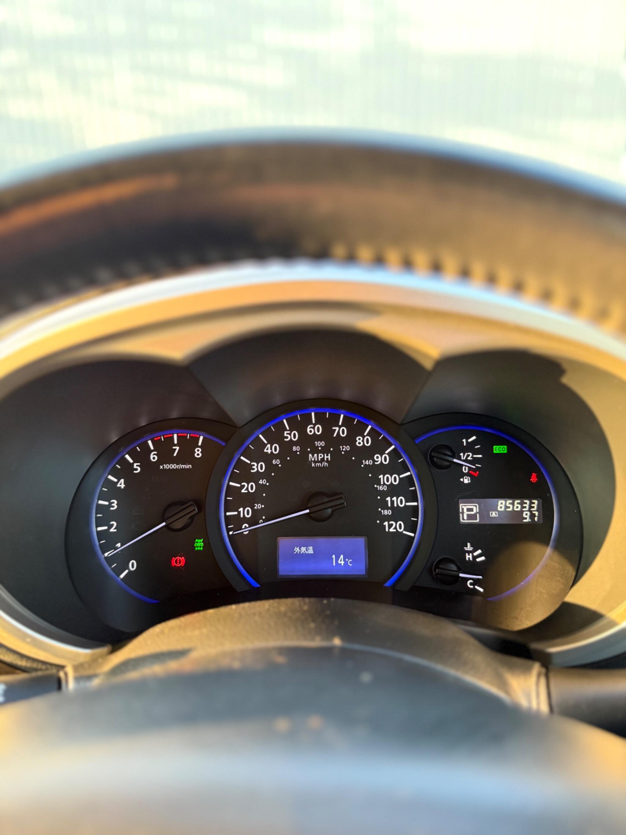 Nissan Elgrand - Image 43