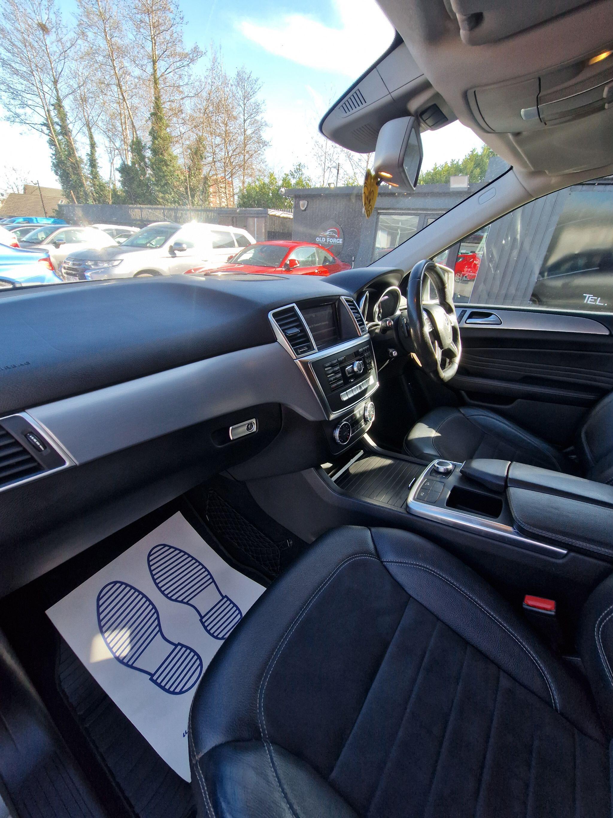 Mercedes M Class - Image 36