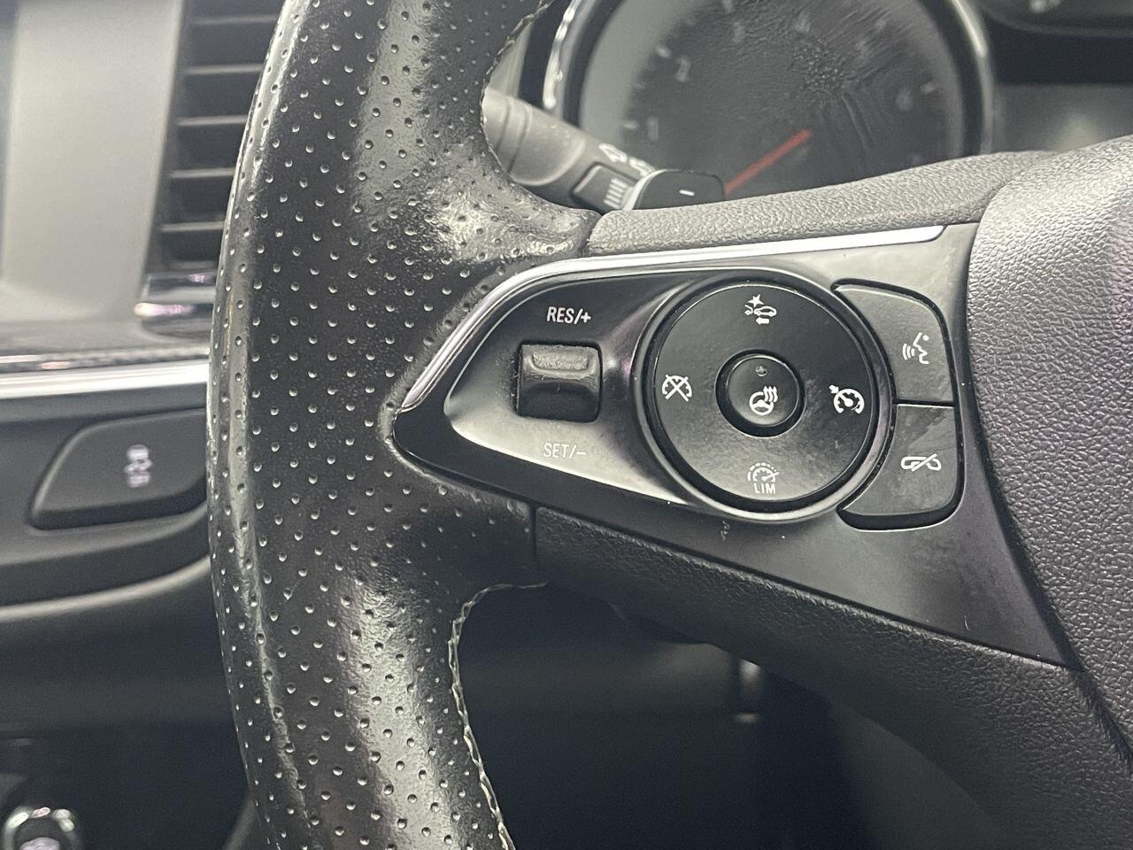 Vauxhall Insignia - Image 38