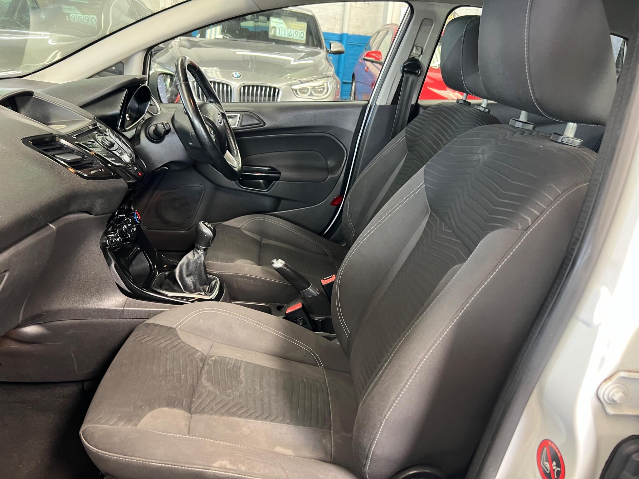 Ford Fiesta - Image 24