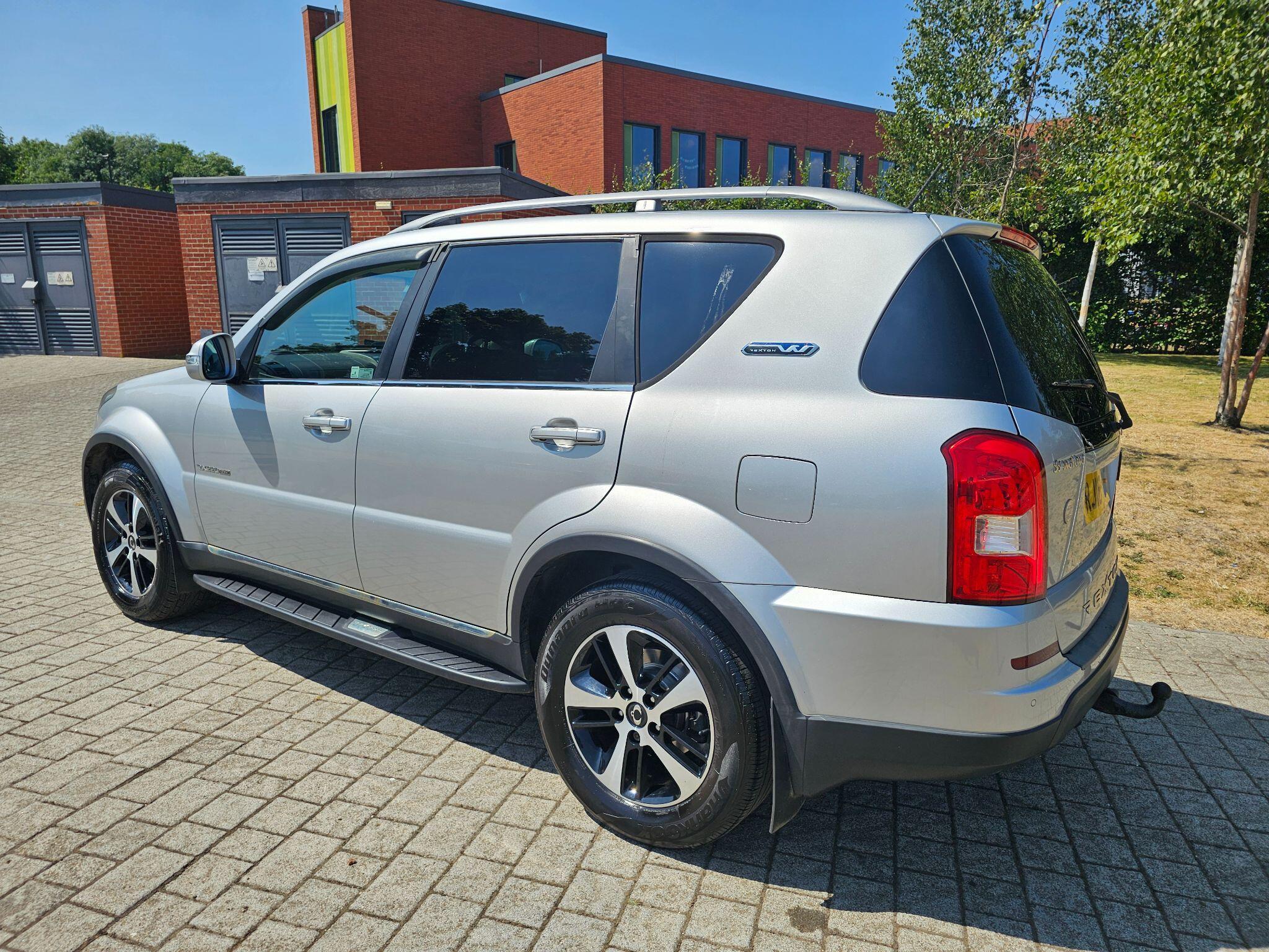 Ssangyong Rexton - Image 17