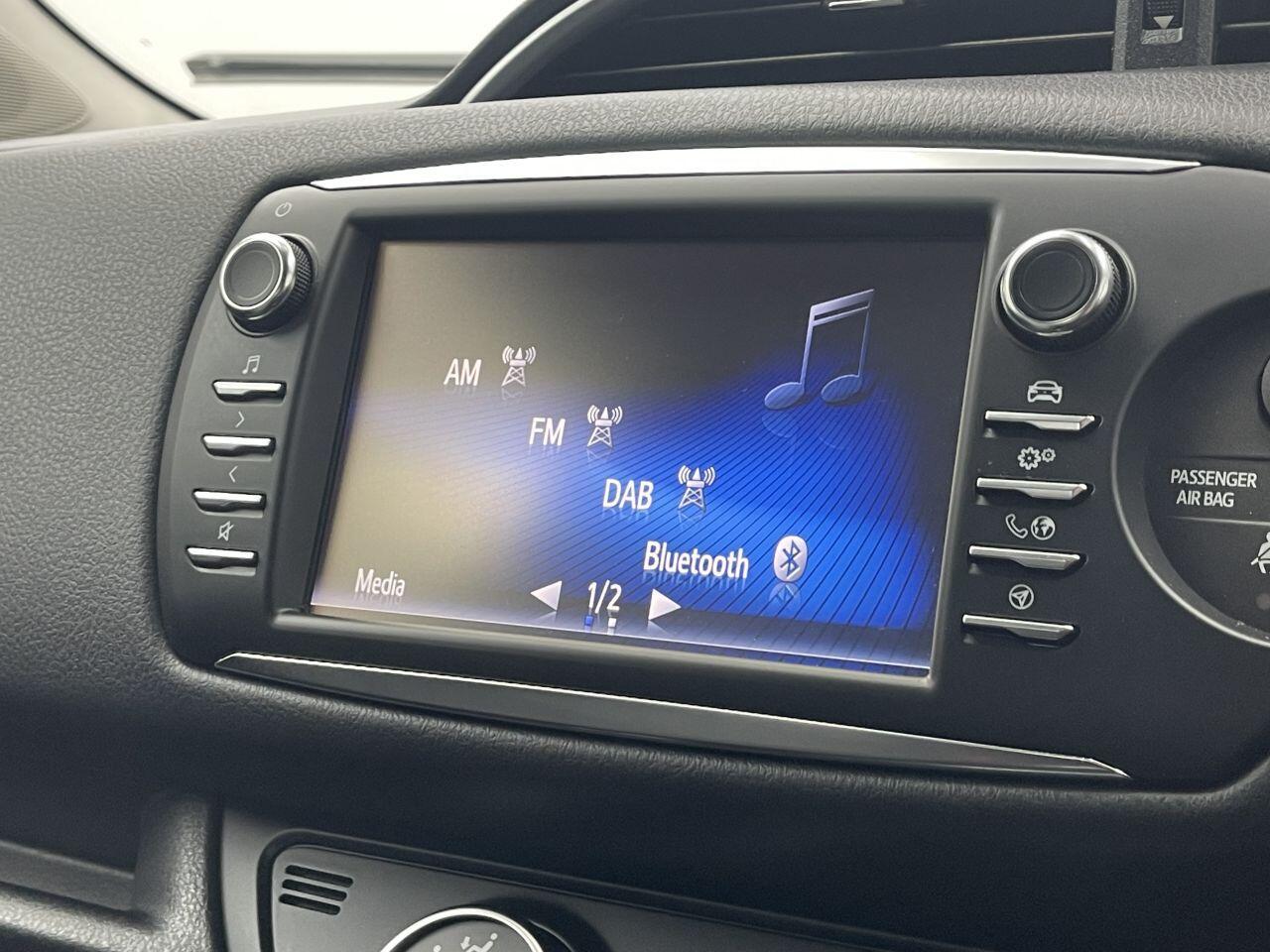 Toyota Yaris - Image 5