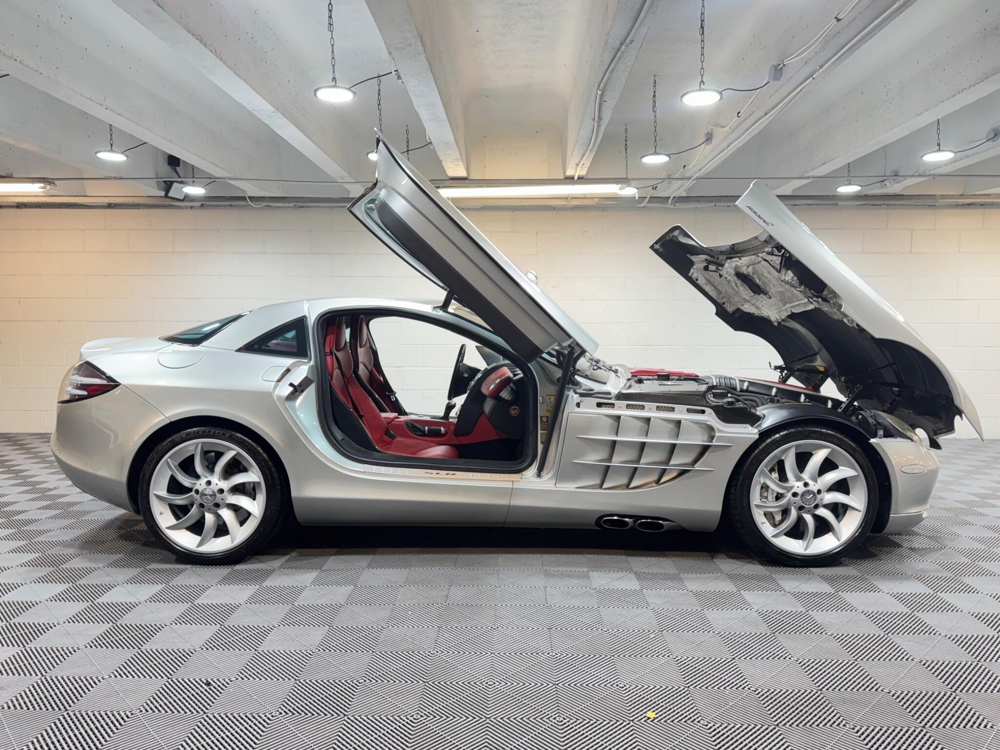 Mercedes SLR McLaren - Image 14