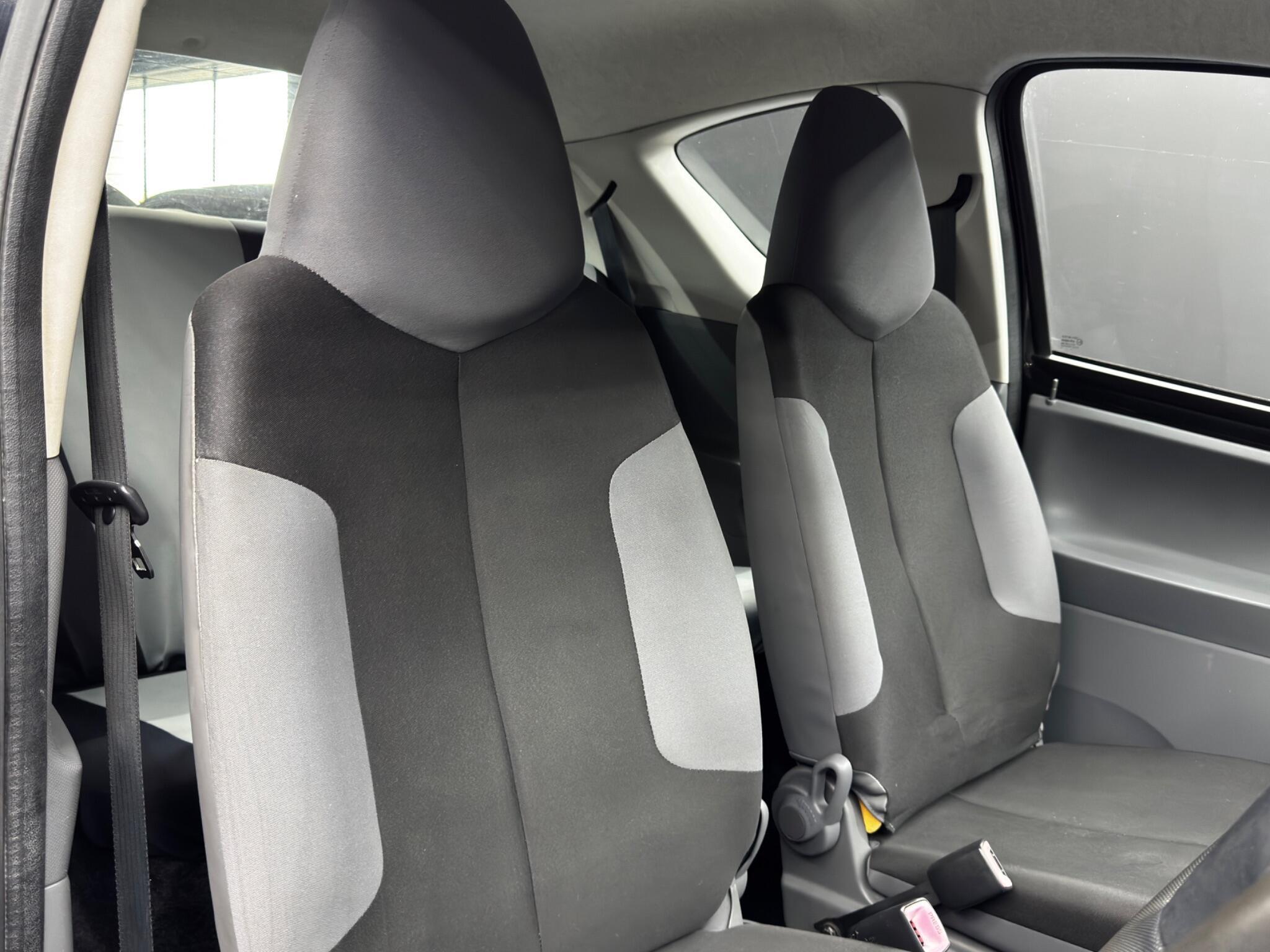Peugeot 107 - Image 12