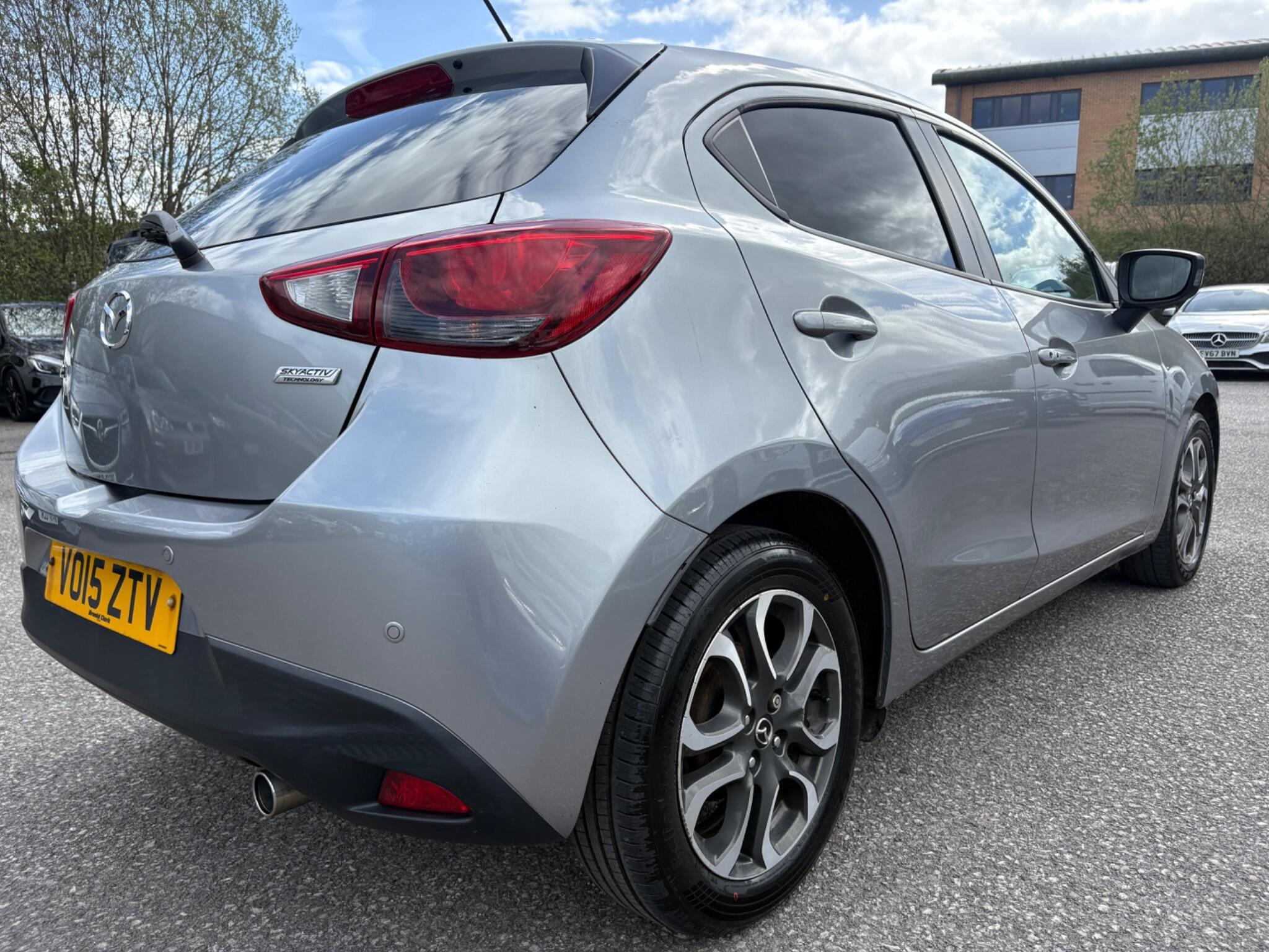 Mazda MAZDA2 - Image 18