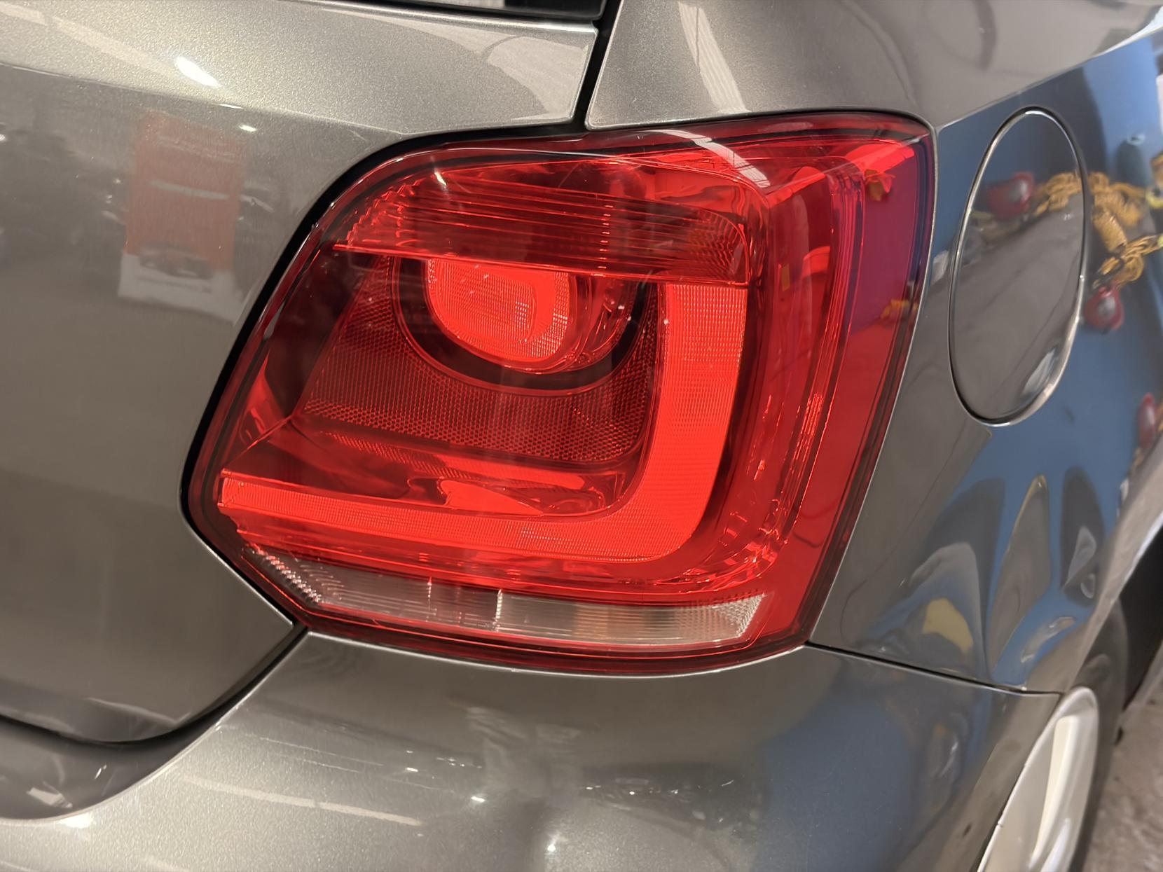 Volkswagen Polo - Image 9