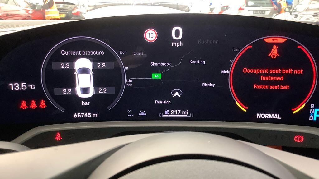 Porsche Taycan - Image 2