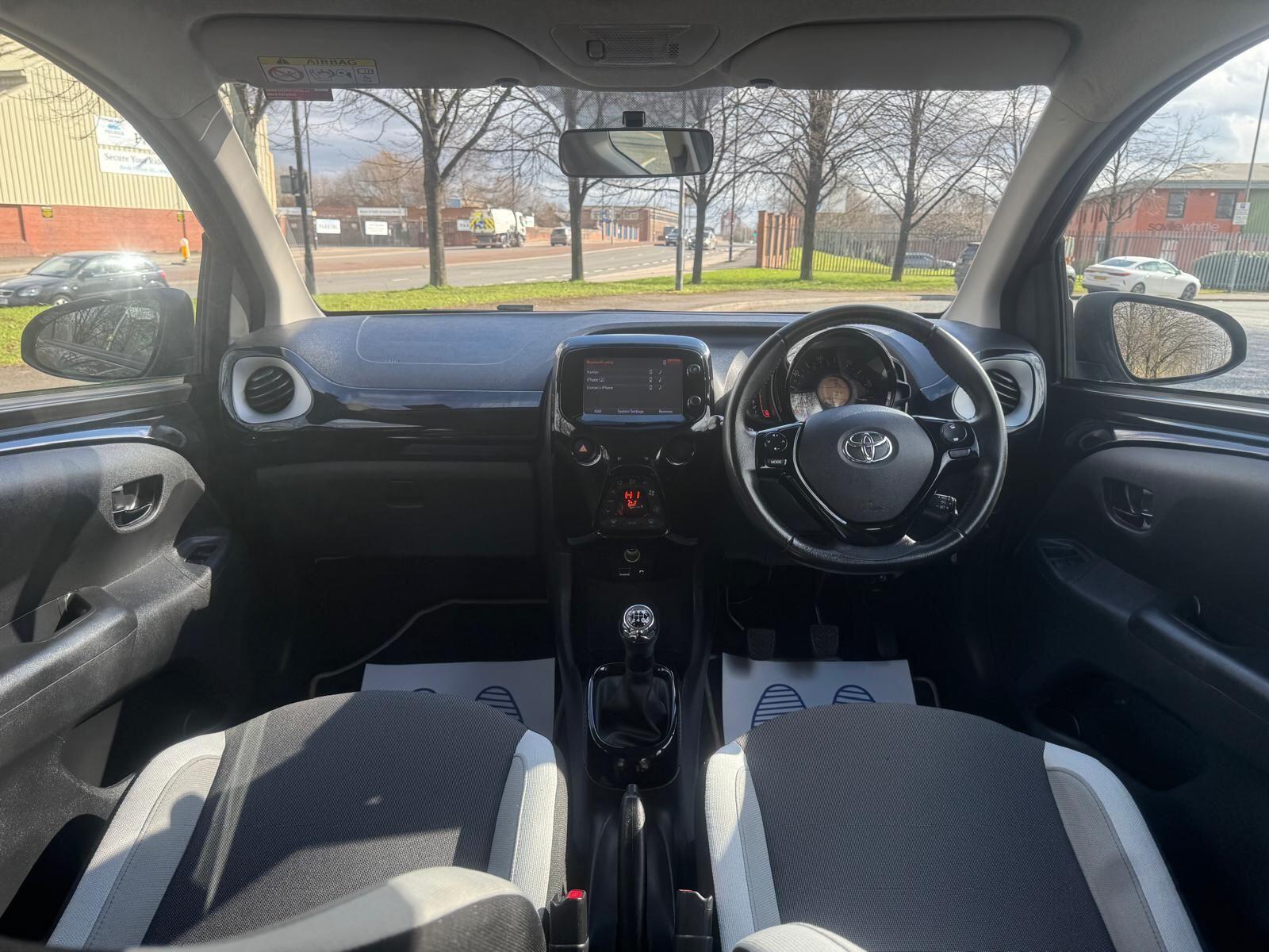 Toyota Aygo - Image 16