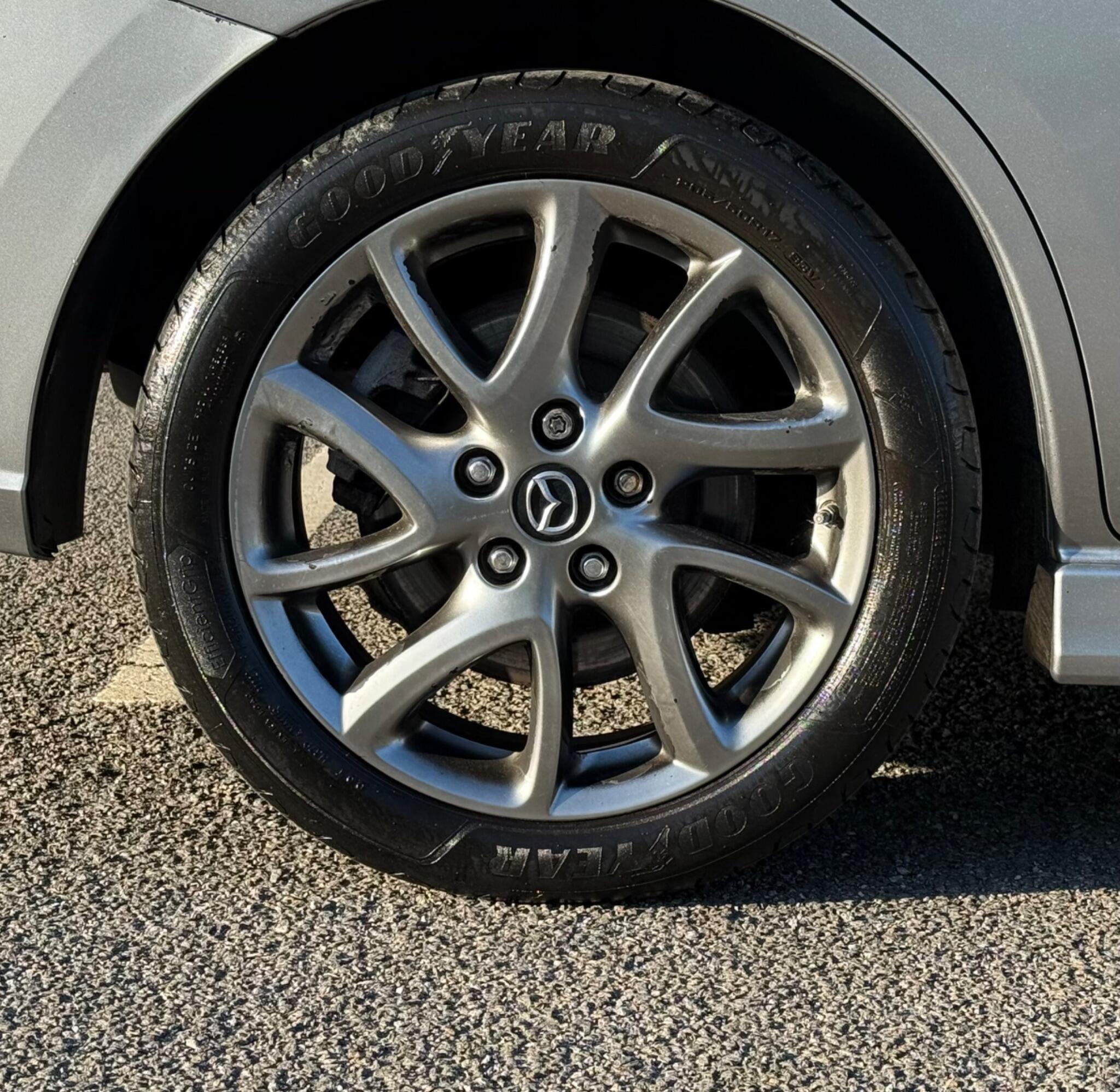 Mazda MAZDA5 - Image 40