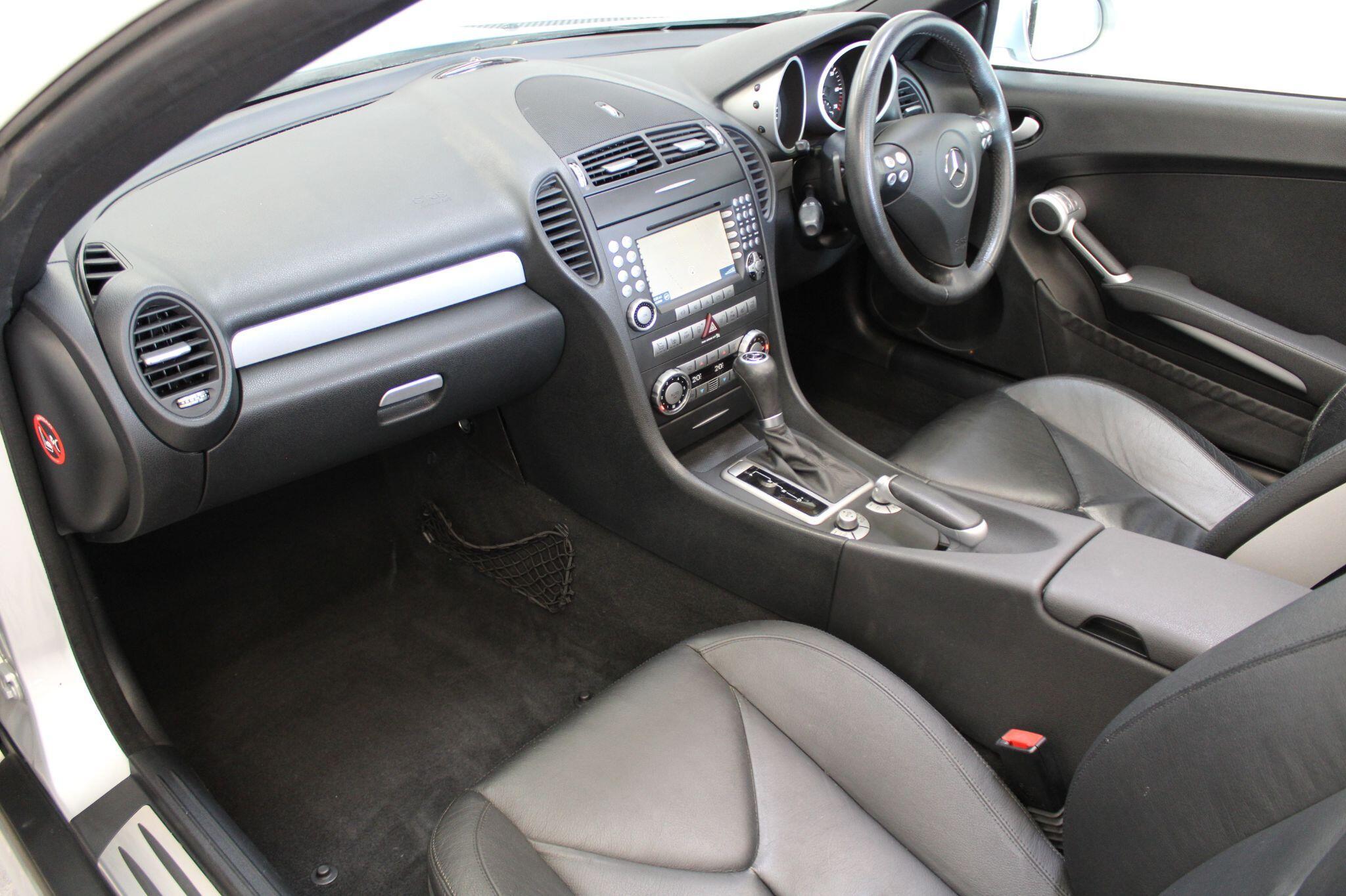 Mercedes SLK - Image 2