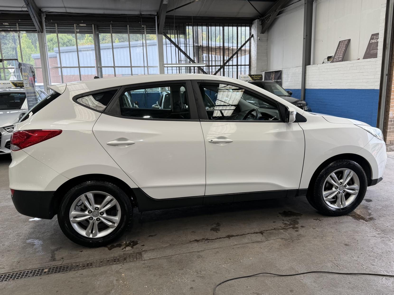 Hyundai ix35 - Image 7