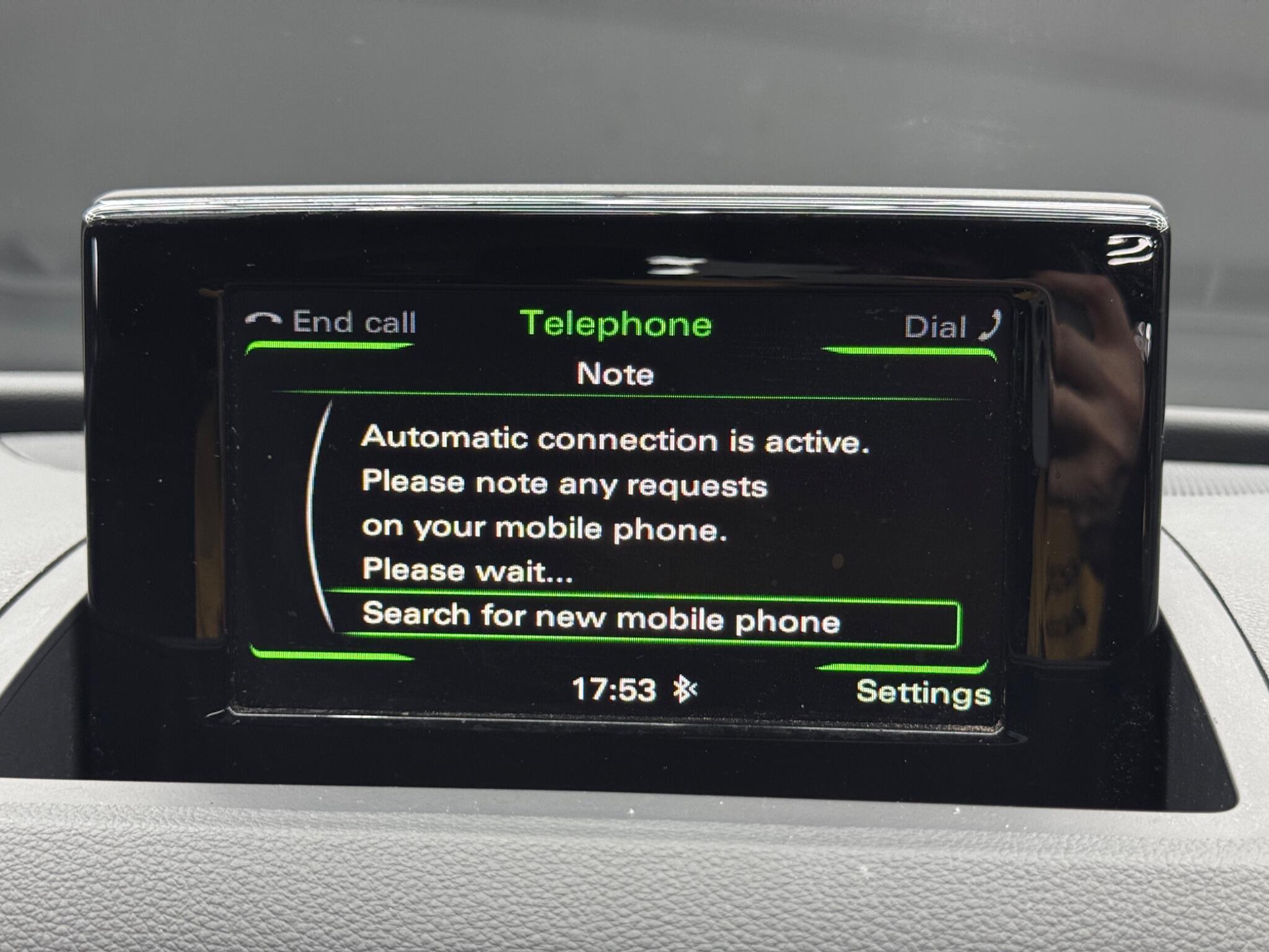 Audi Q3 - Image 31