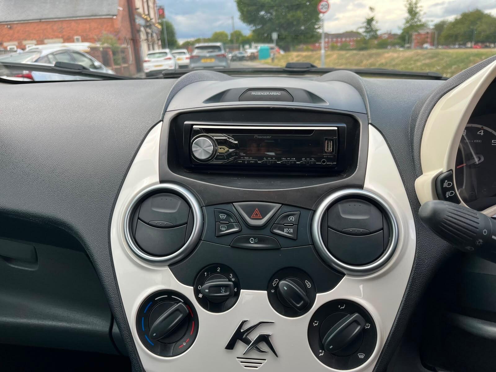 Ford KA - Image 13