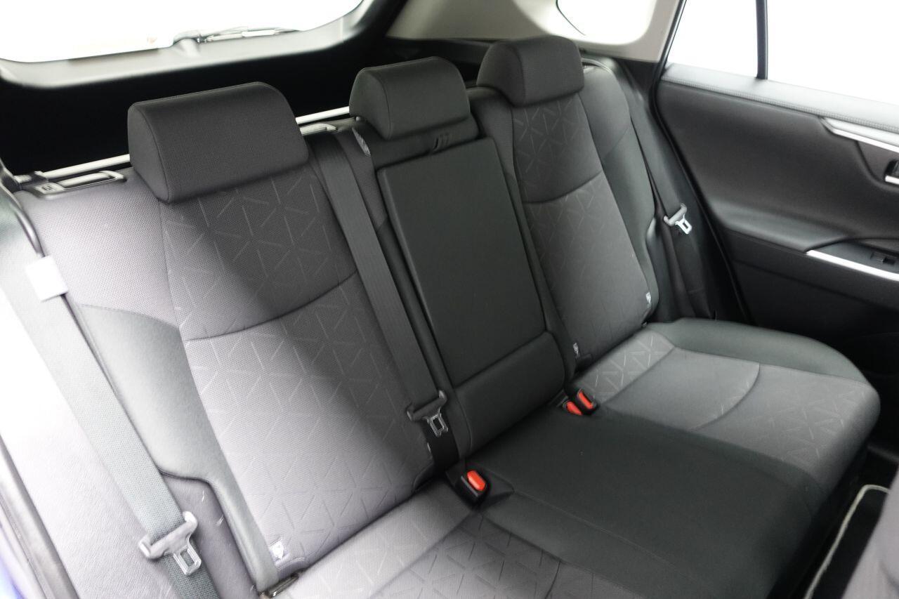 Toyota RAV4 - Image 18