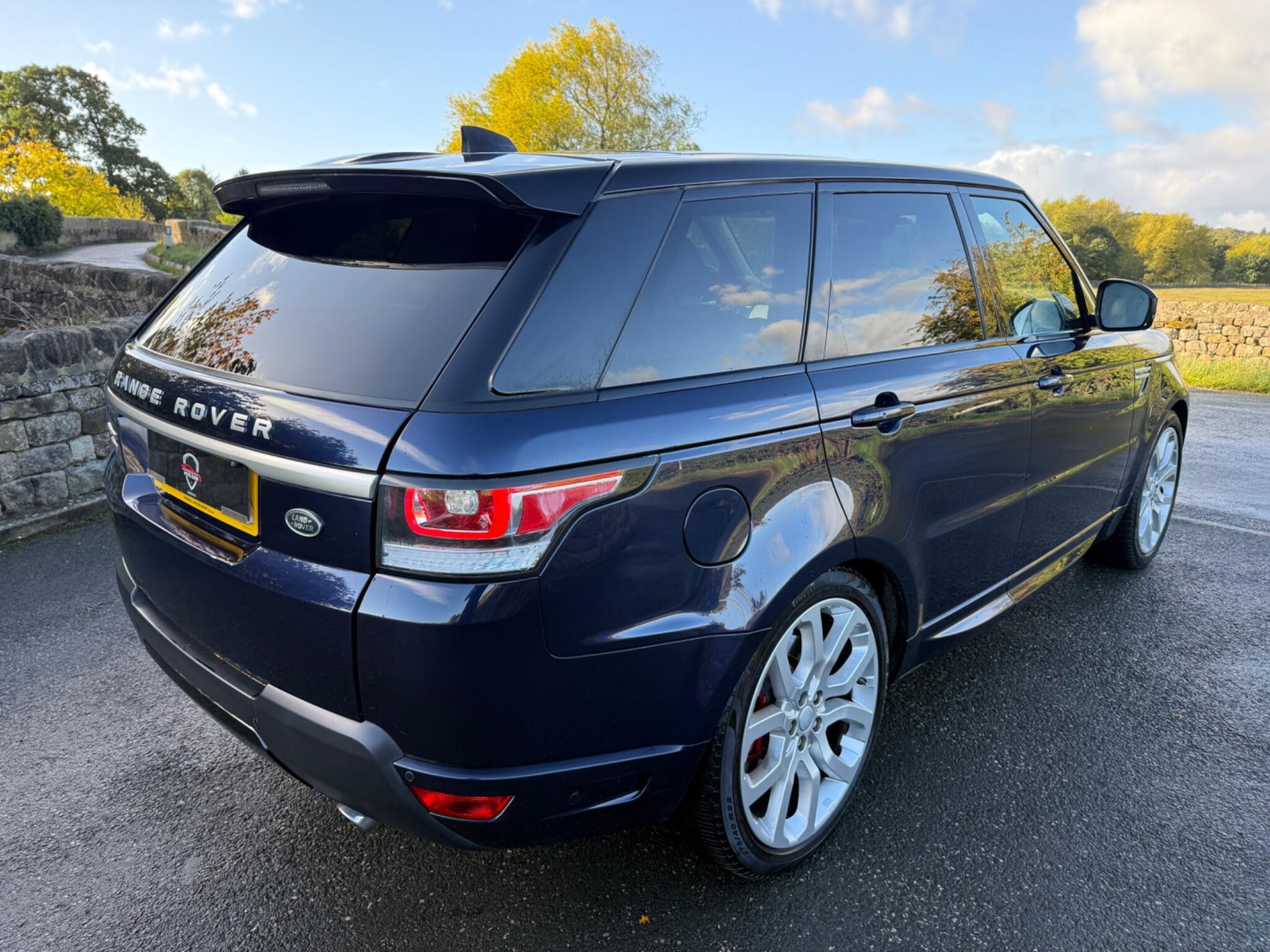 Land Rover RANGE ROVER SPORT - Image 17