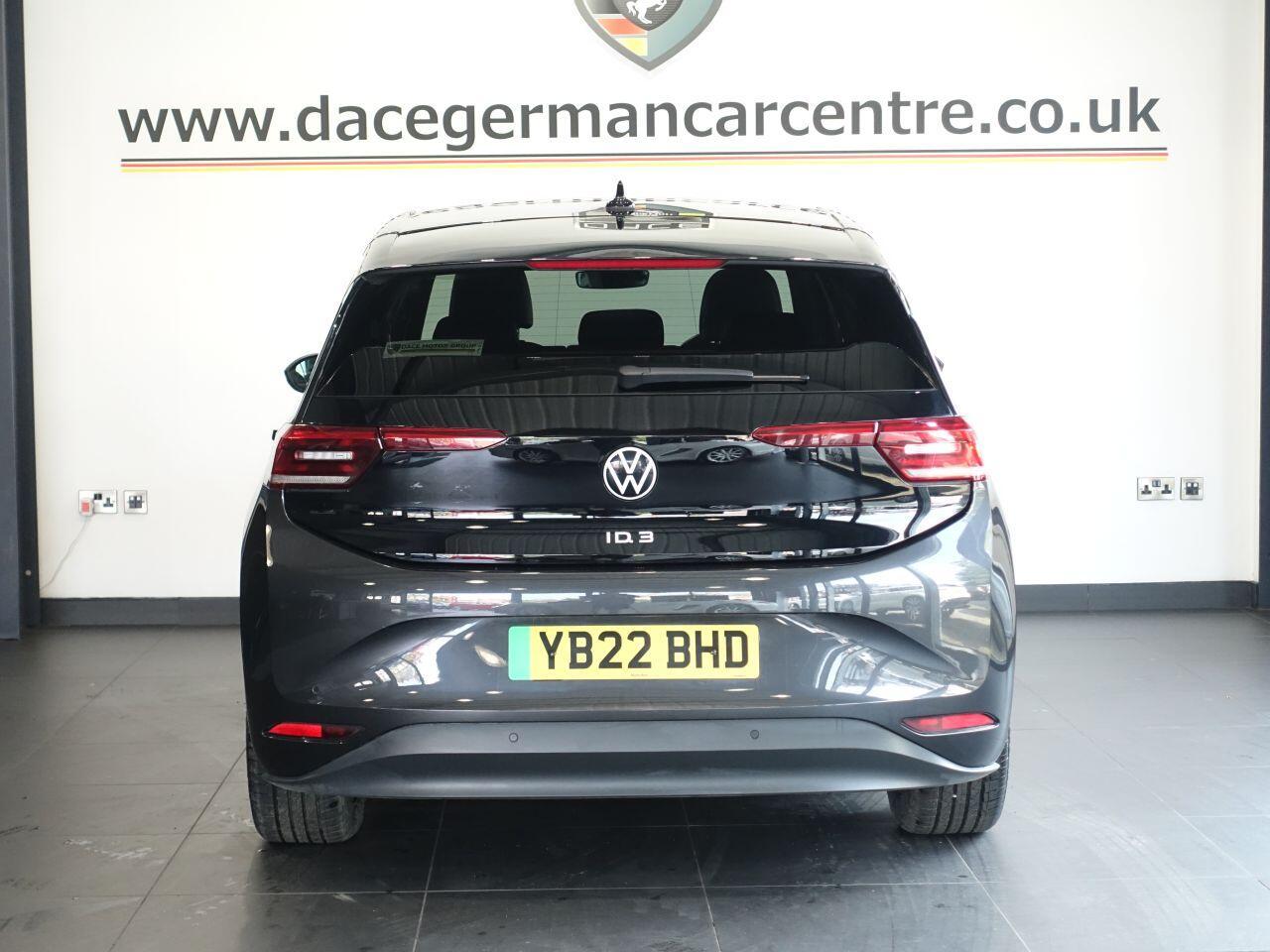 Volkswagen ID.3 - Image 8