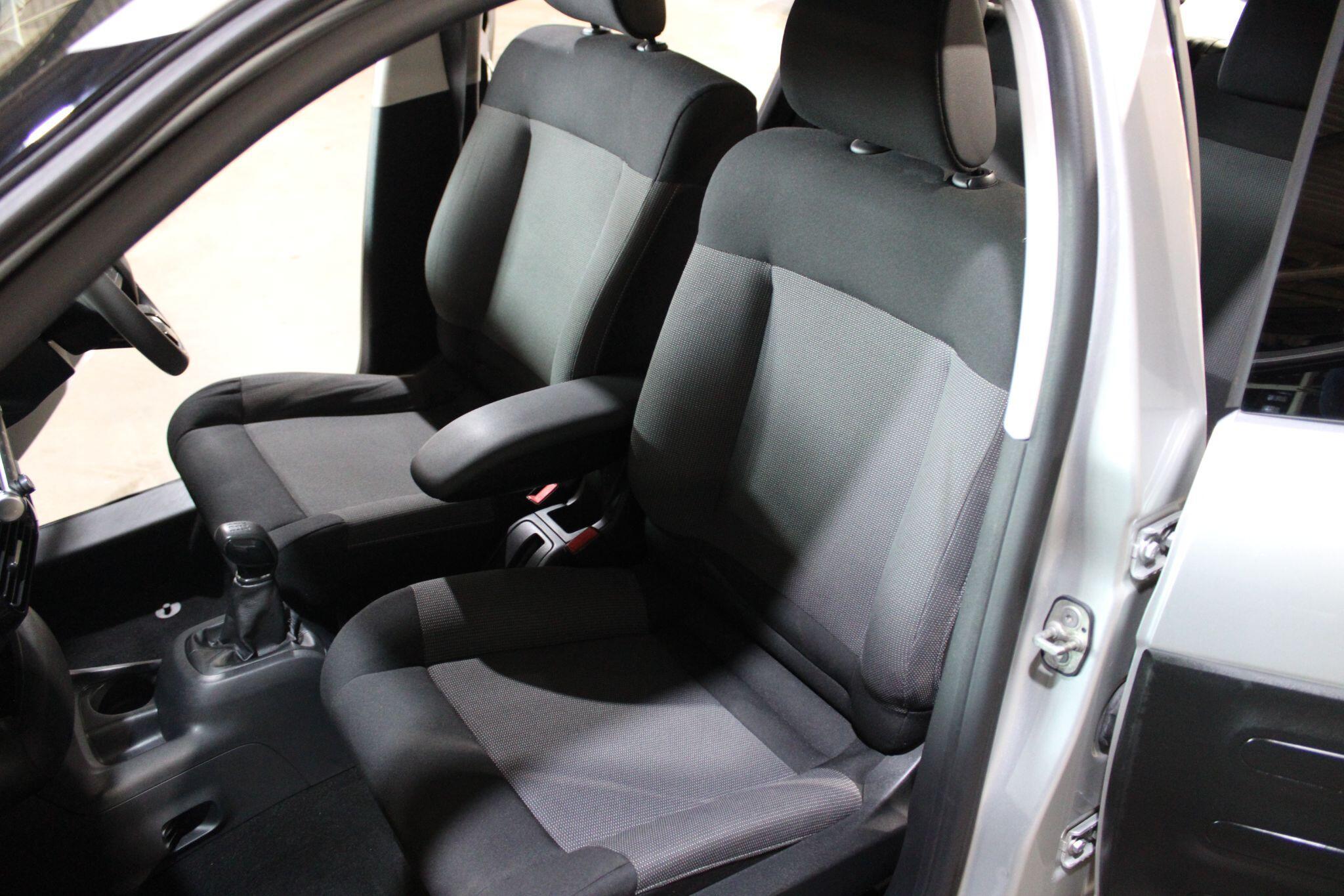 Citroen C4 Cactus - Image 16