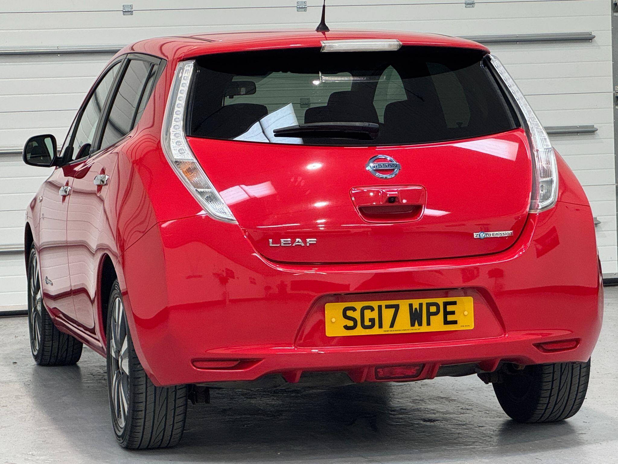 Nissan Leaf - Image 14