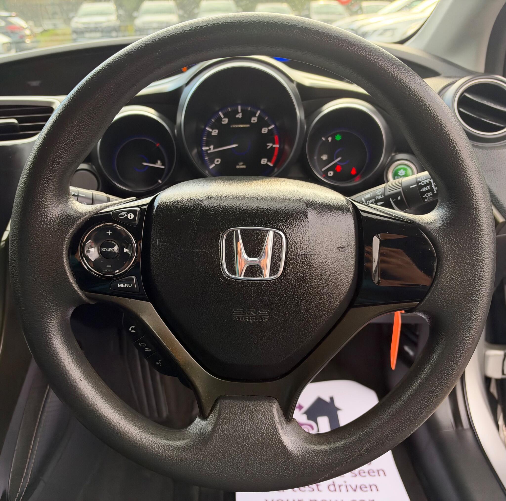 Honda Civic - Image 20