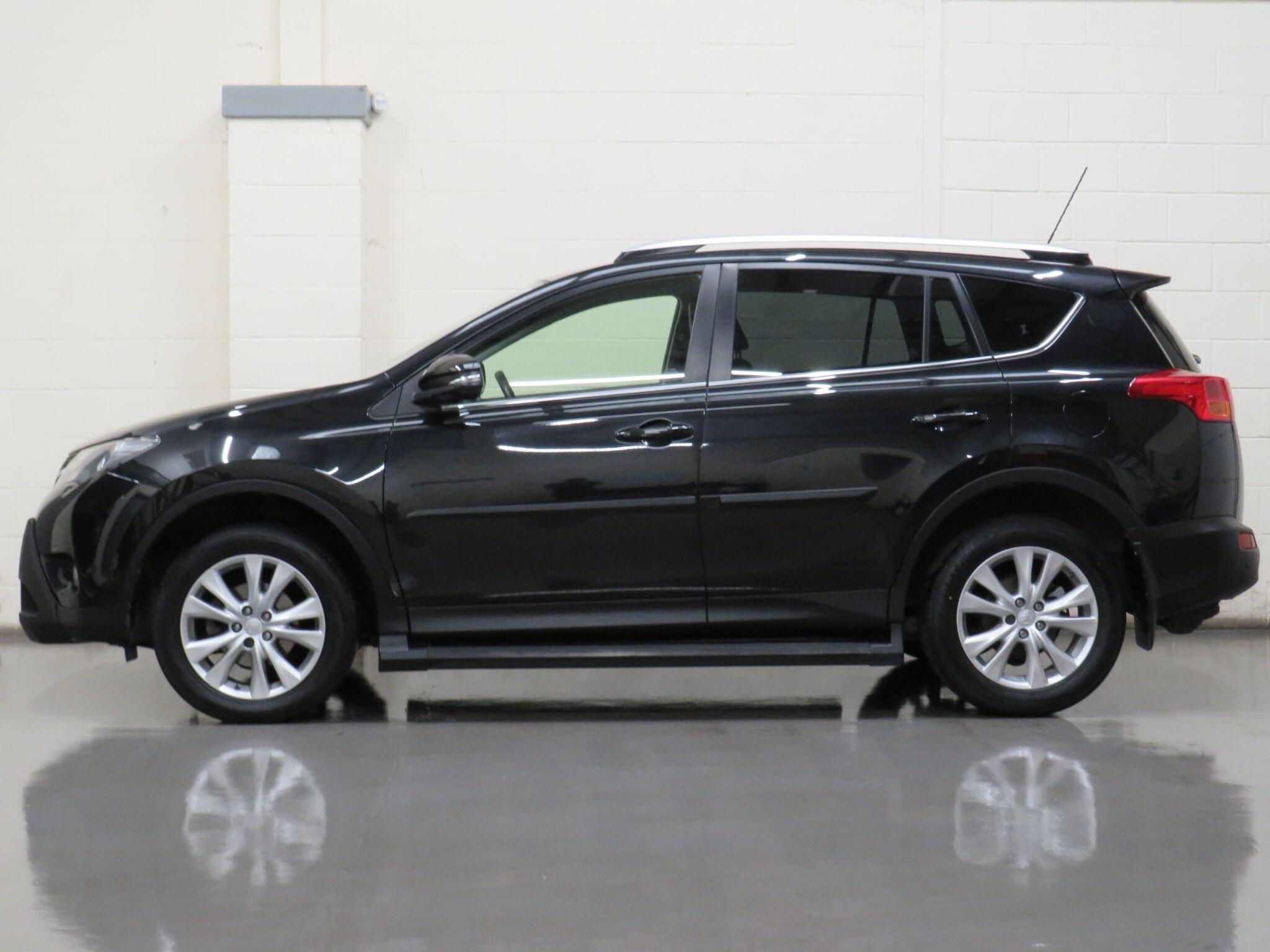Toyota RAV4 - Image 6
