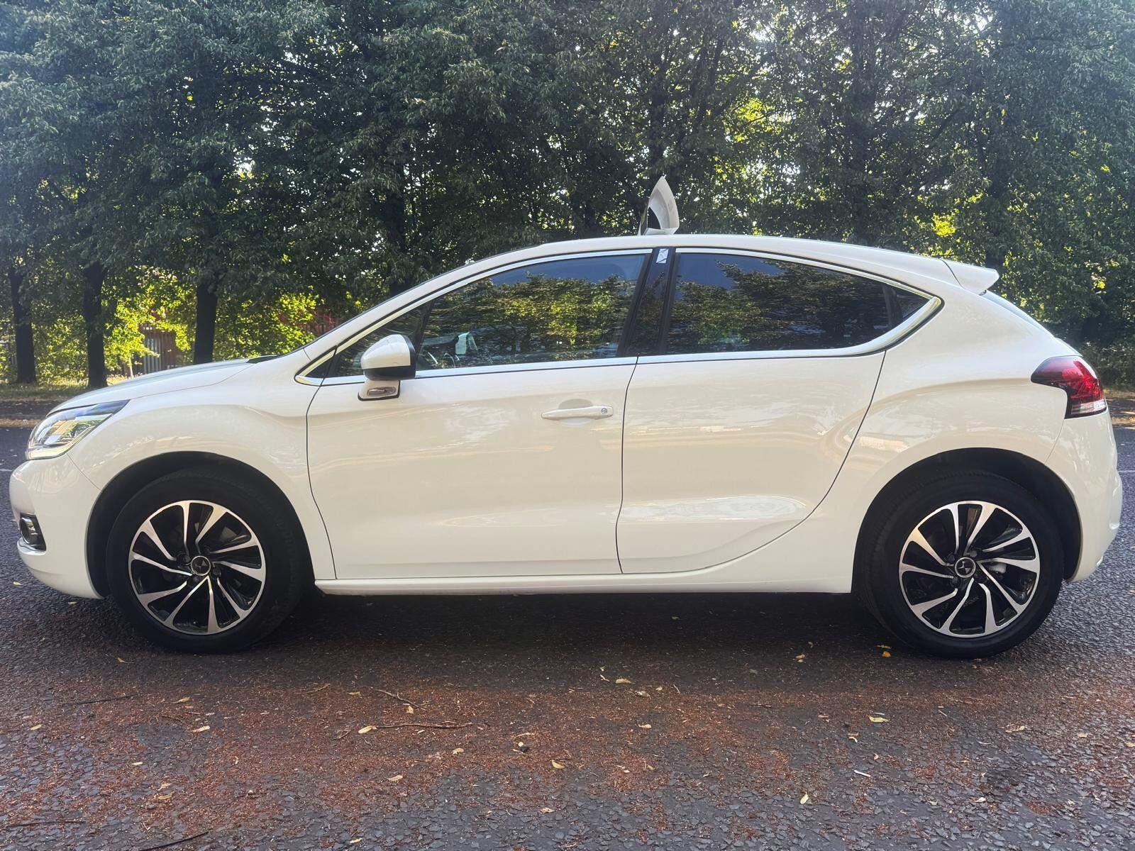 DS AUTOMOBILES DS 4 - Image 9