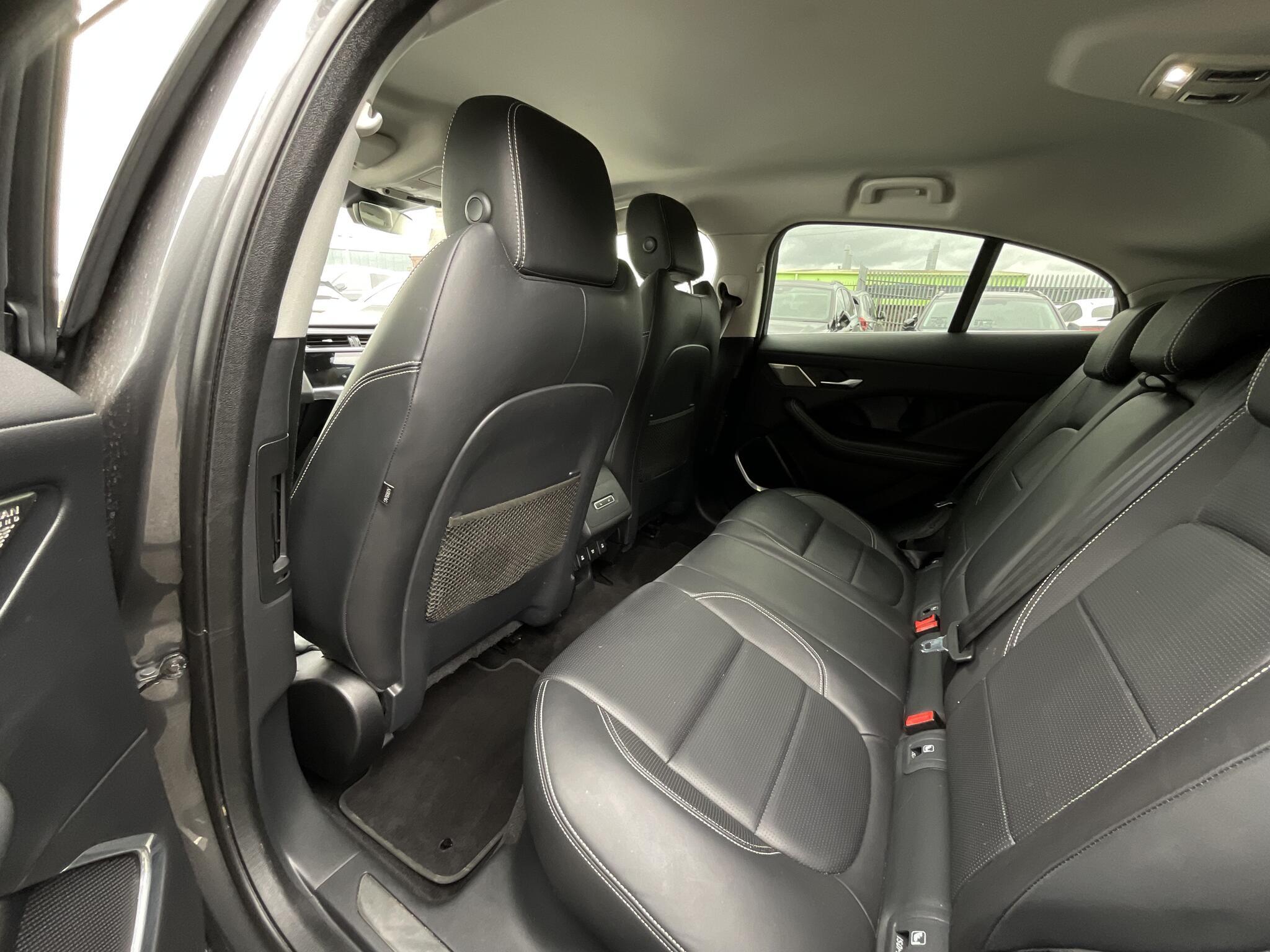 Jaguar I-Pace - Image 13
