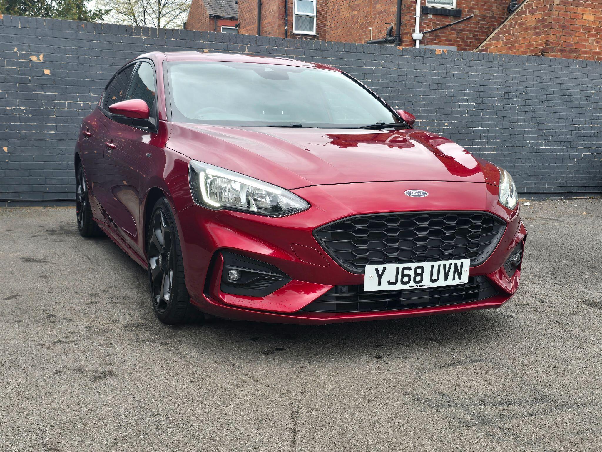 Ford Focus - Image 16
