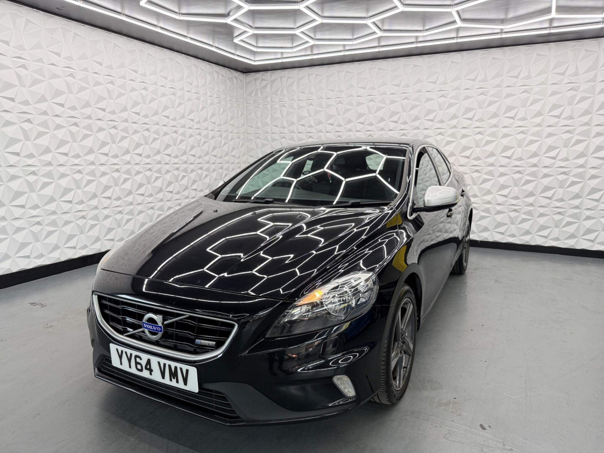 Volvo V40 - Image 4