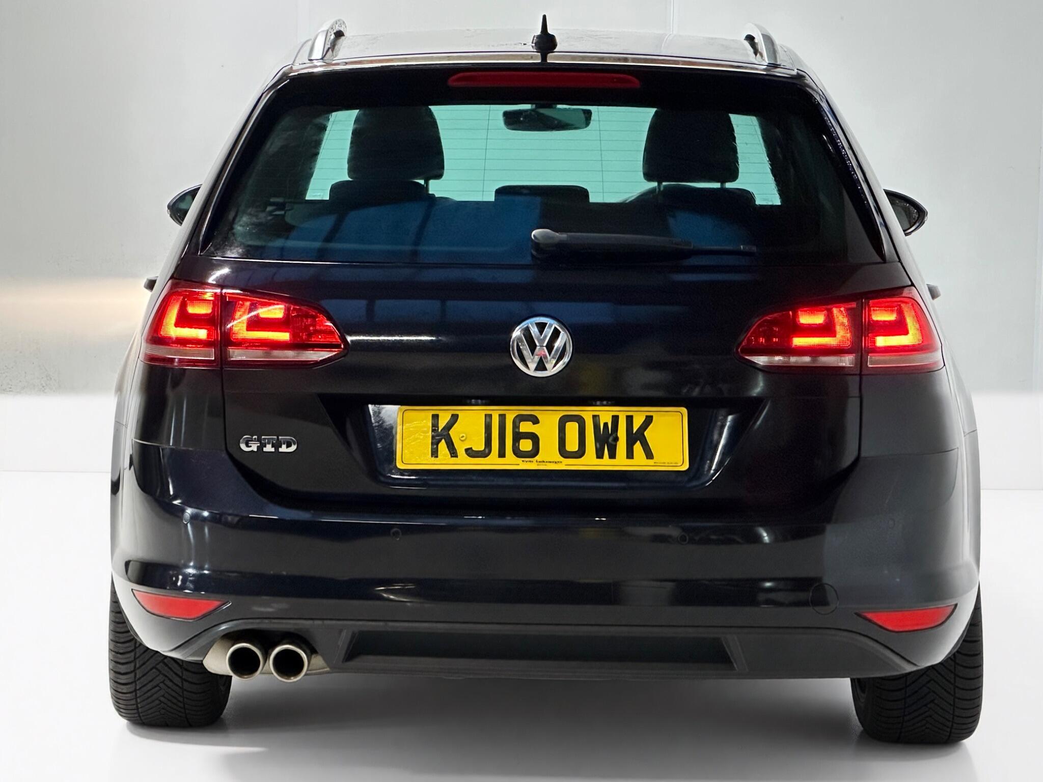 Volkswagen Golf - Image 6