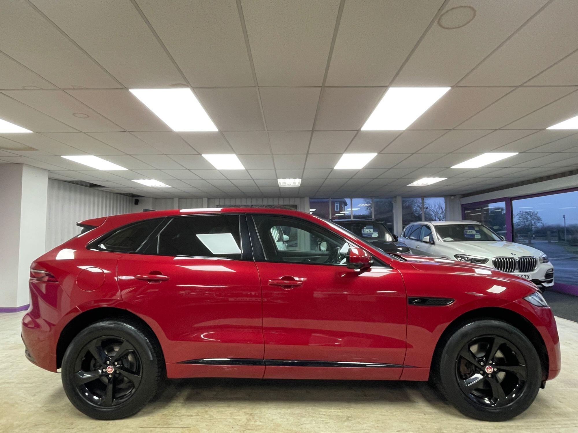 Jaguar F-Pace - Image 12