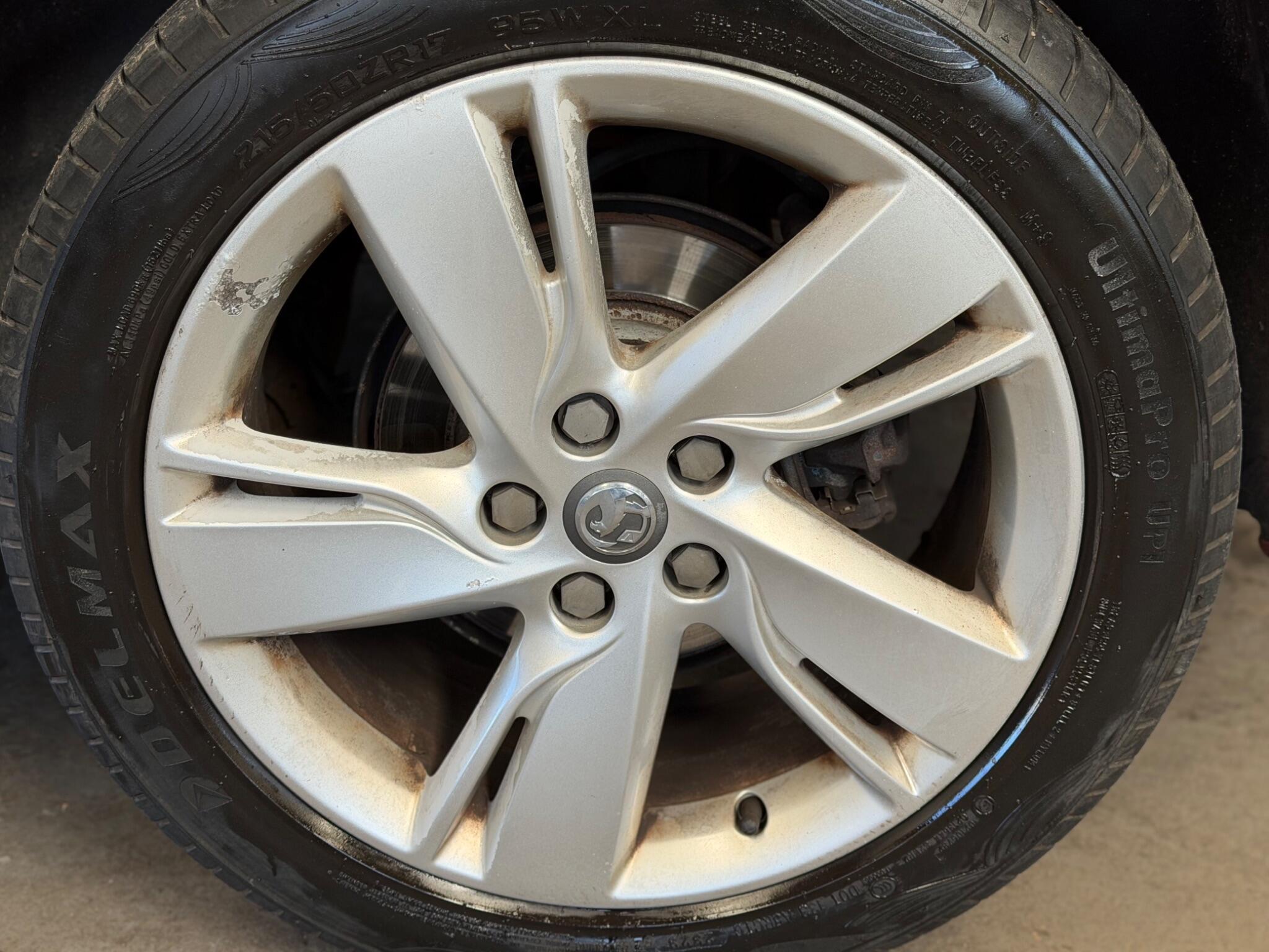 Vauxhall Astra - Image 17