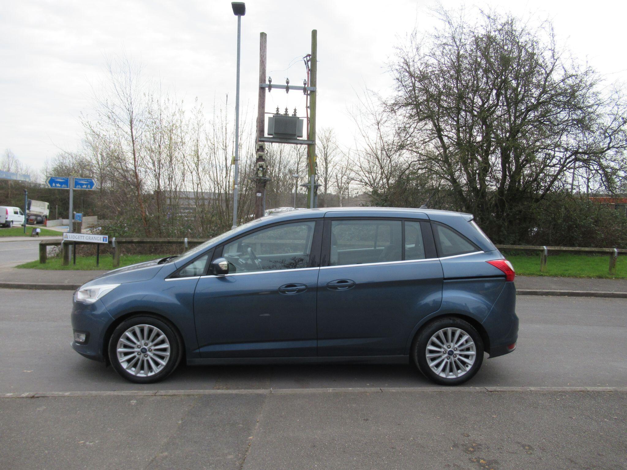 Ford Grand C-MAX - Image 8