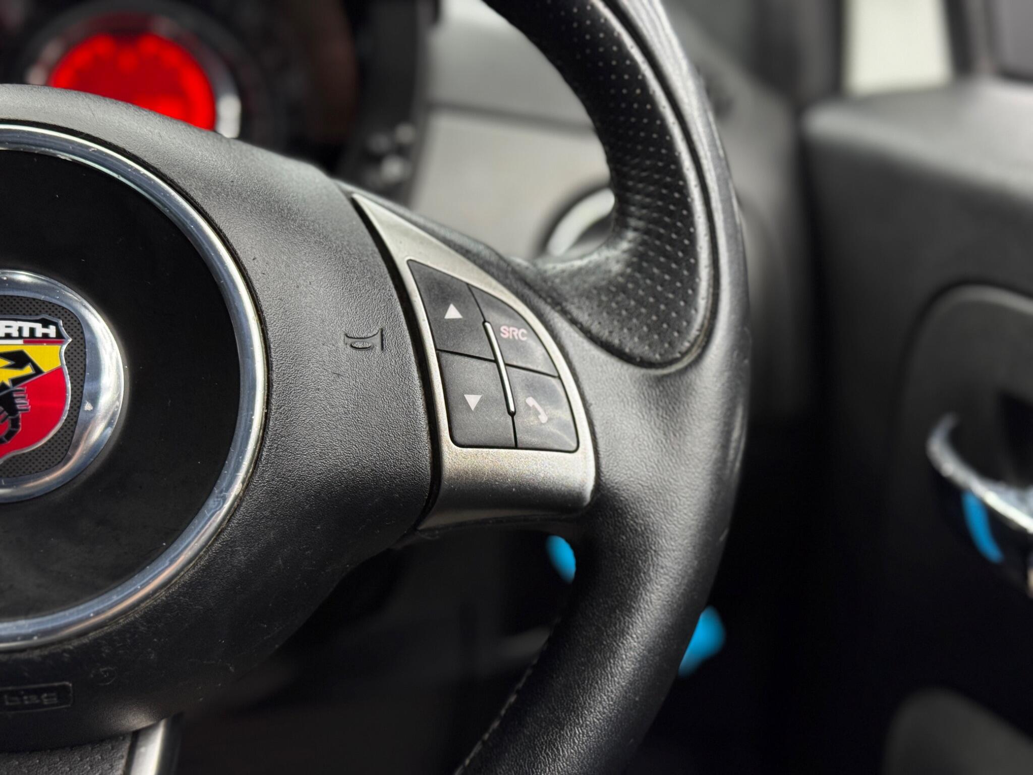 Abarth 595 - Image 18