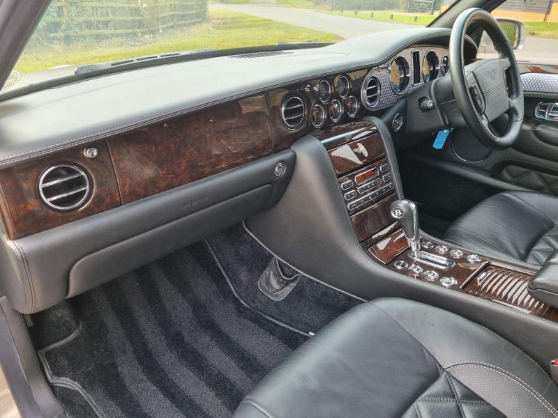 Bentley Arnage - Image 9