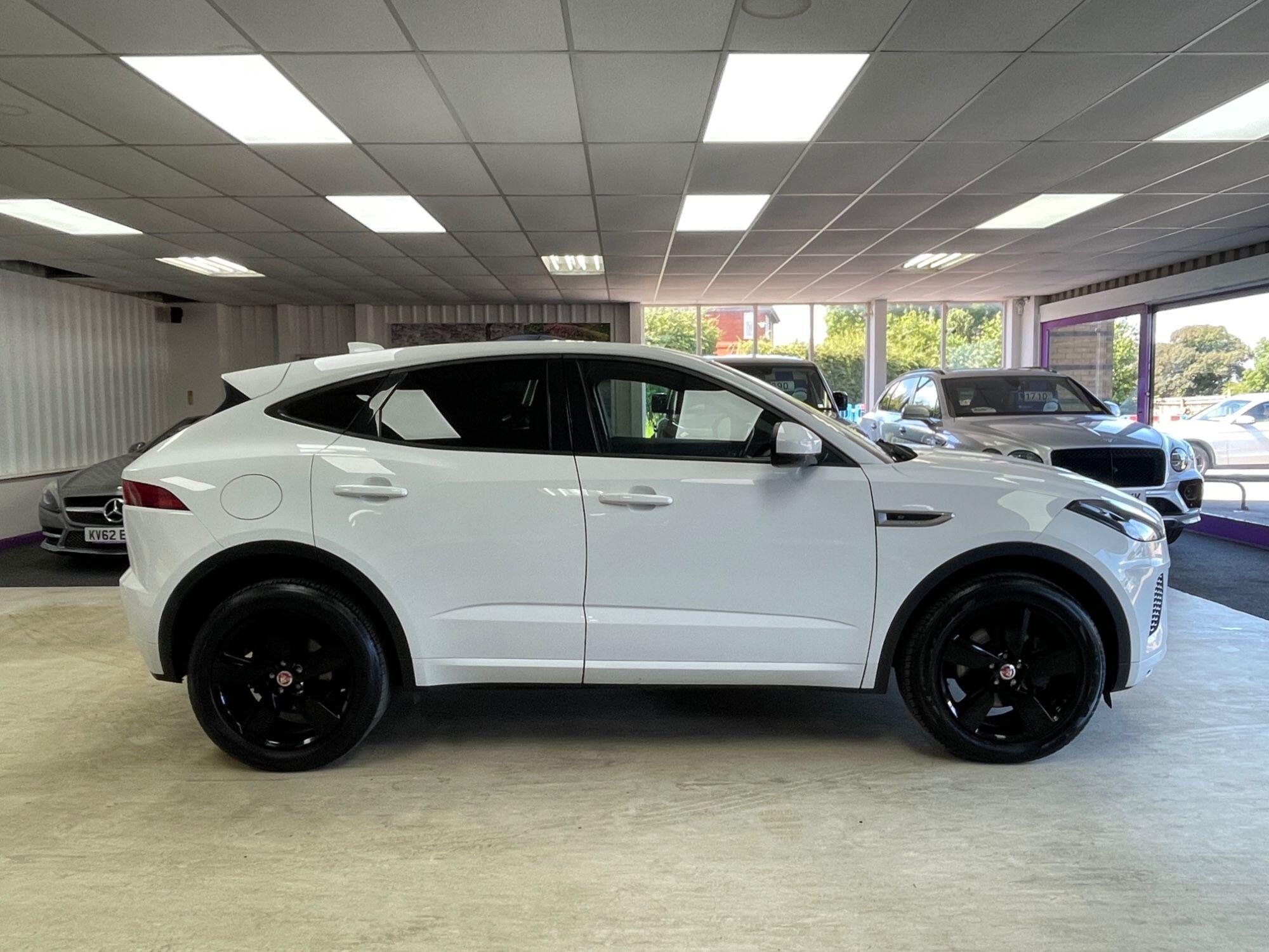 Jaguar E-Pace - Image 11