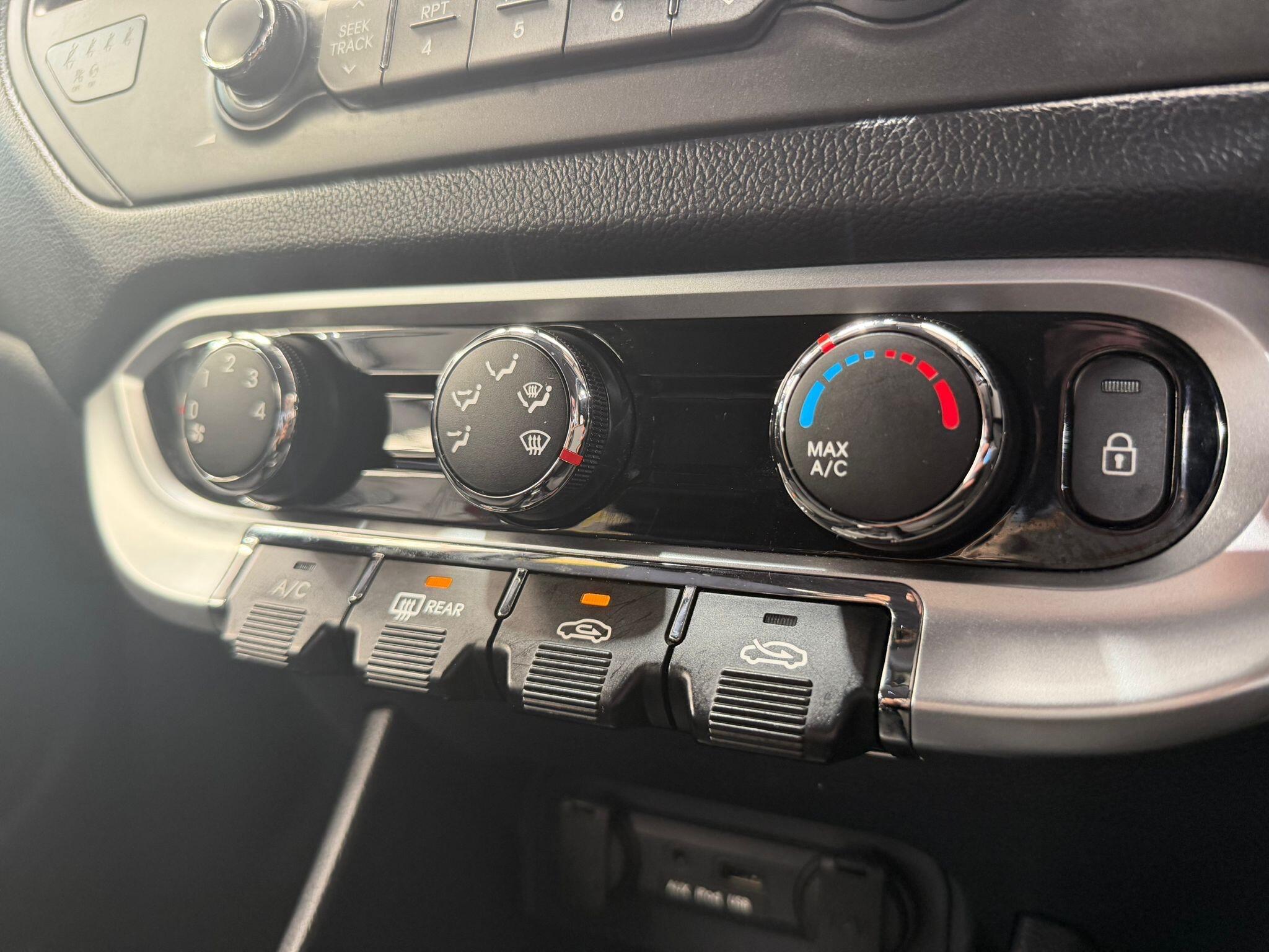 Kia Rio - Image 6