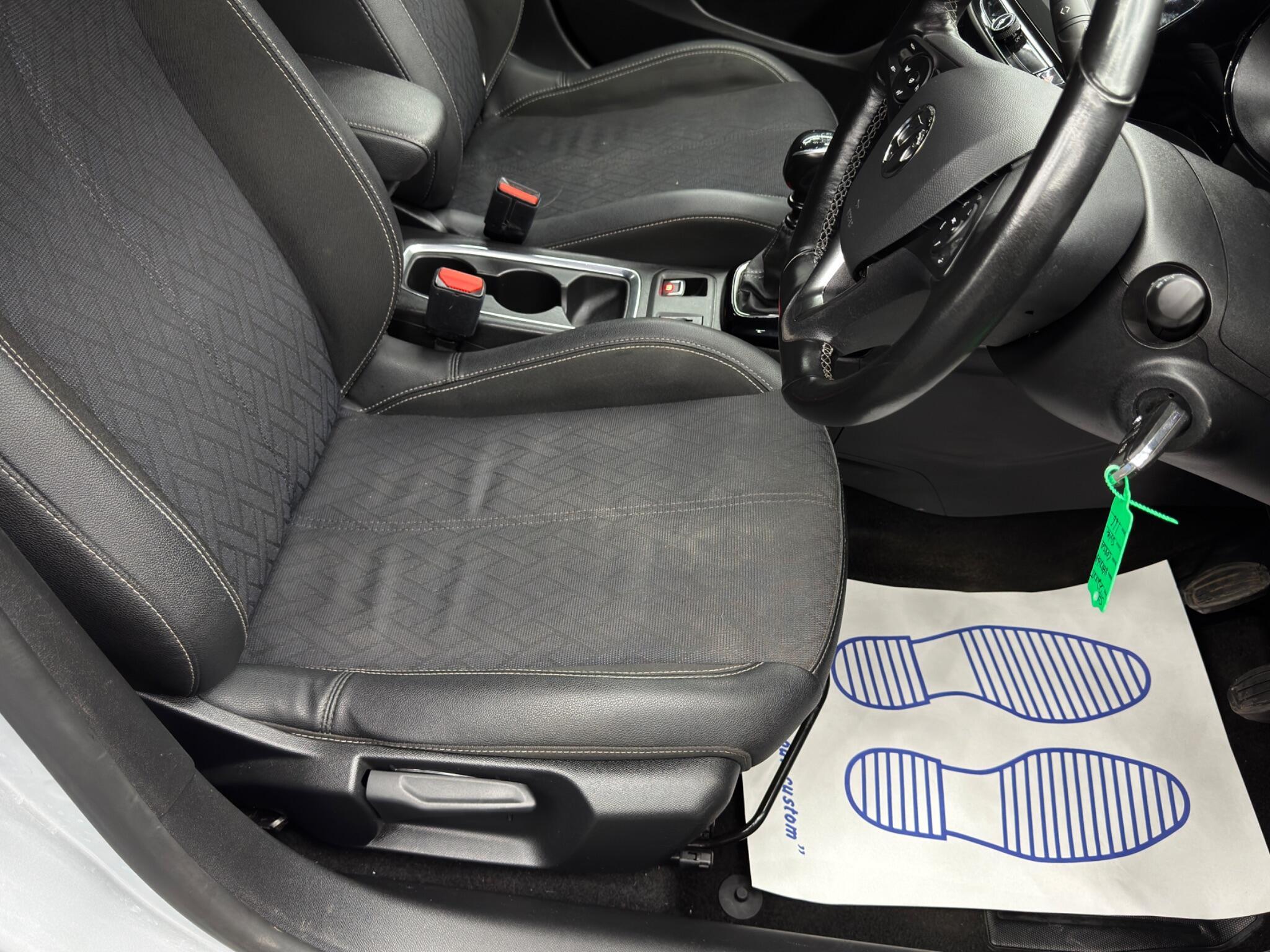 Vauxhall Corsa - Image 13