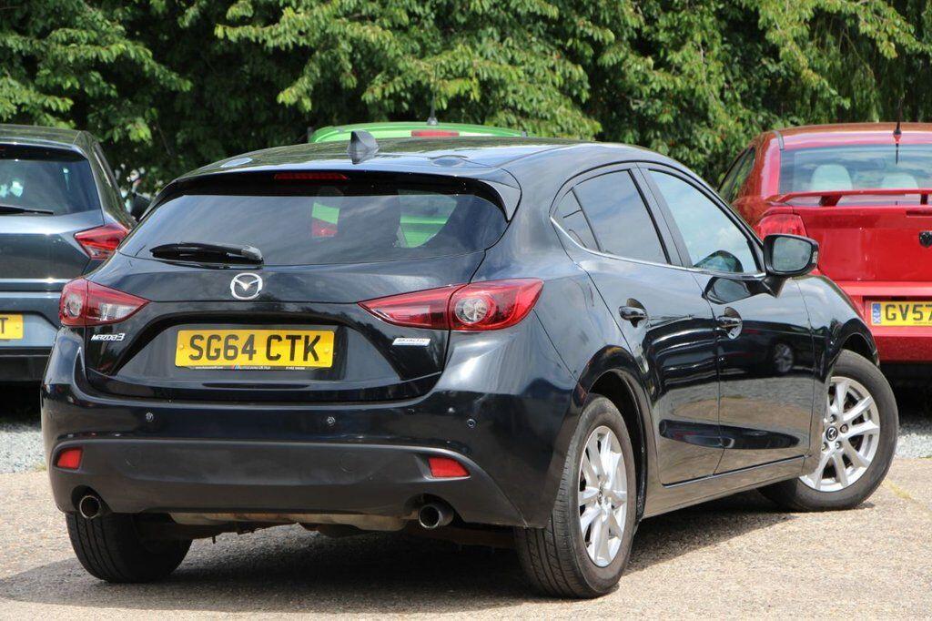Mazda MAZDA3 - Image 3