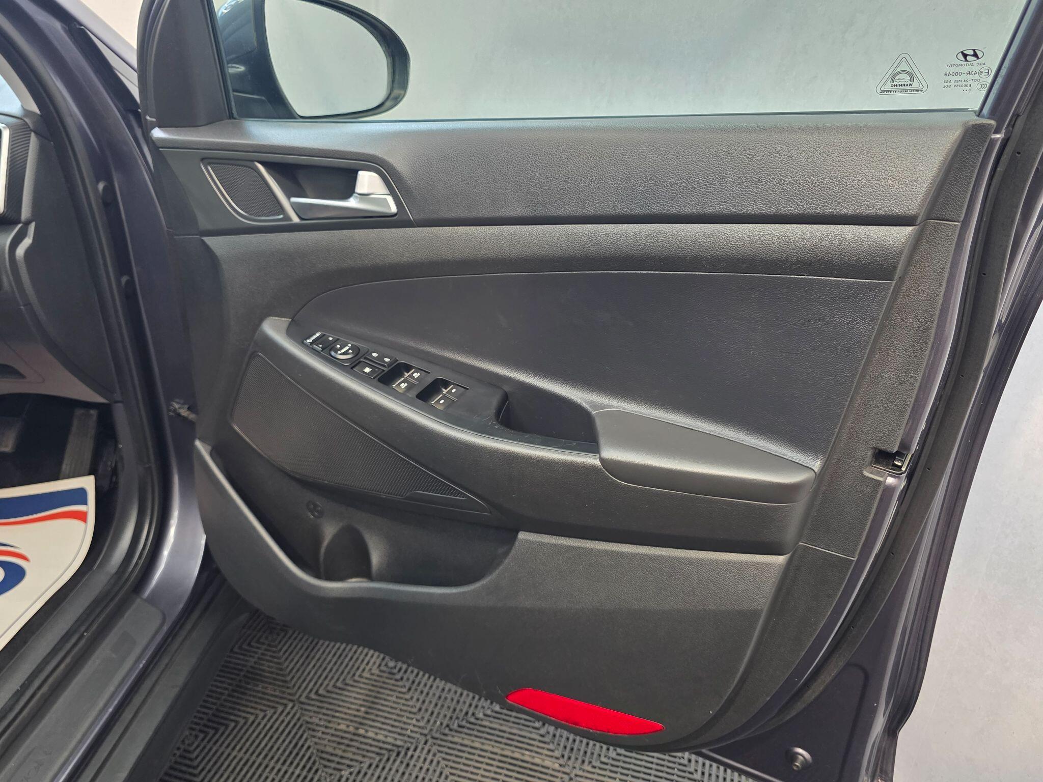 Hyundai Tucson - Image 28