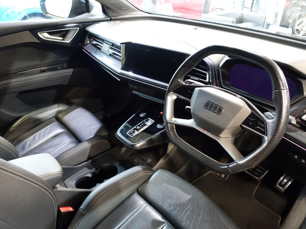 Audi Q4 E-Tron - Image 2