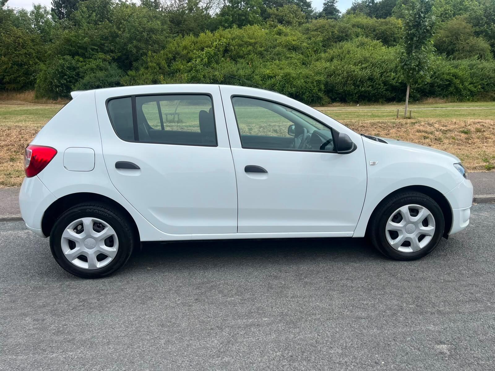 Dacia Sandero - Image 2