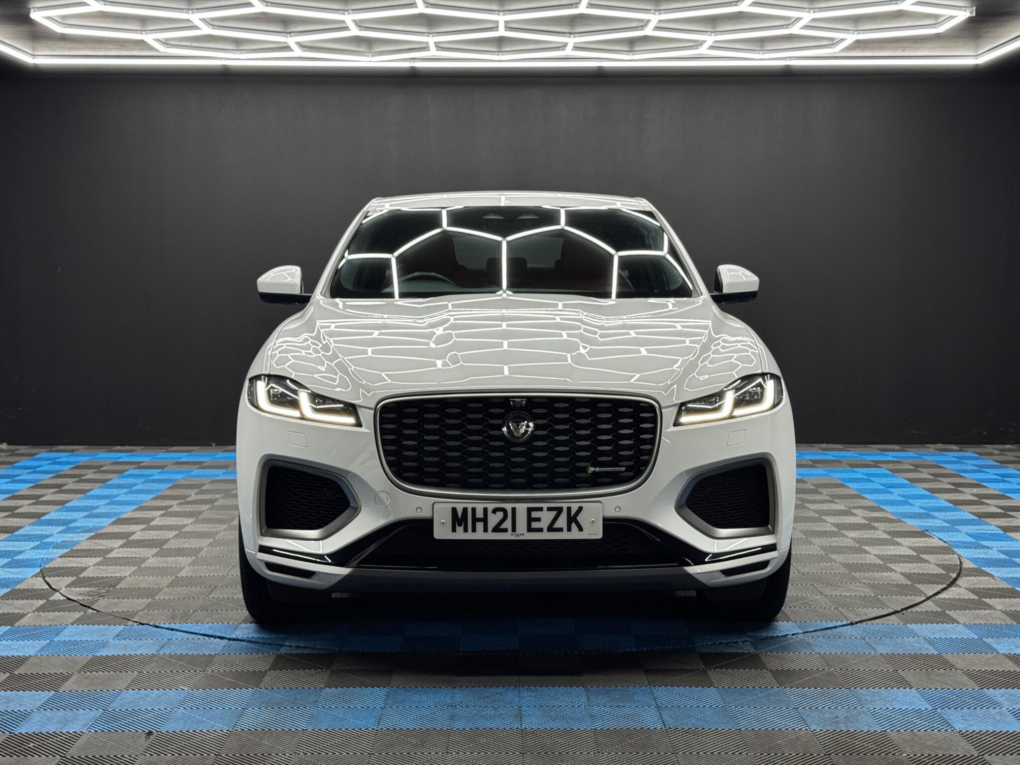 Jaguar F-Pace - Image 2