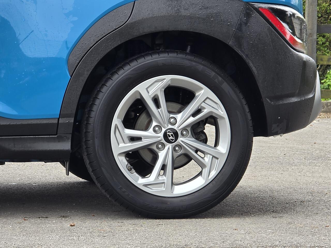 Hyundai Kona - Image 14