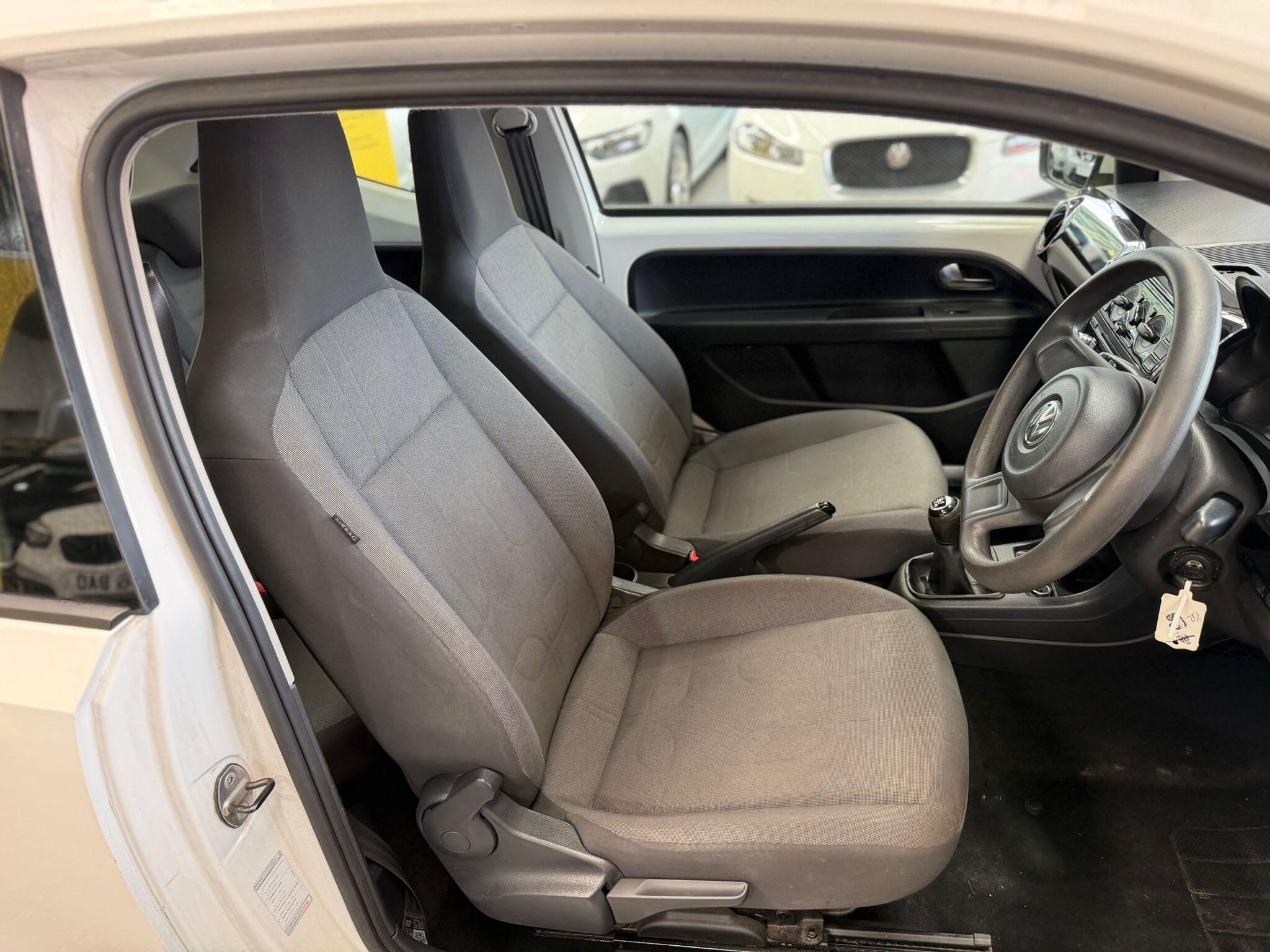 Volkswagen up! - Image 25