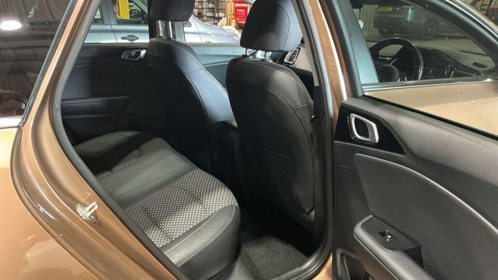 Kia ceed - Image 9