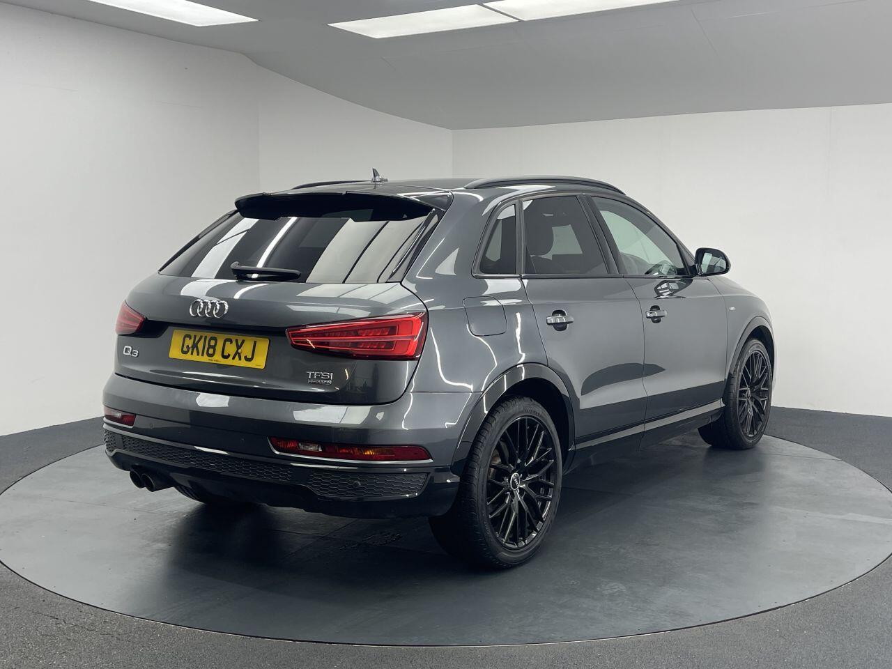 Audi Q3 - Image 18