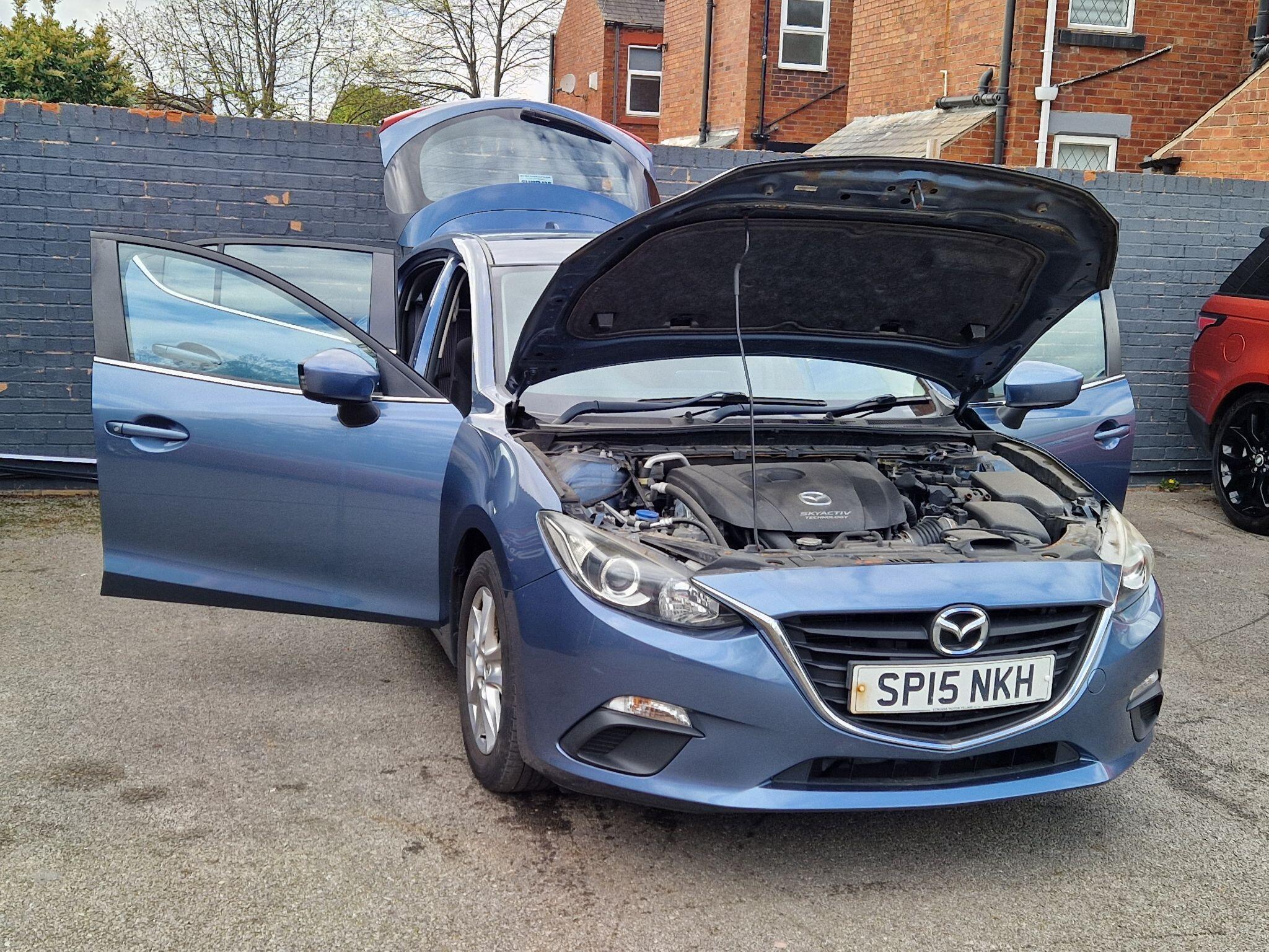 Mazda MAZDA3 - Image 12