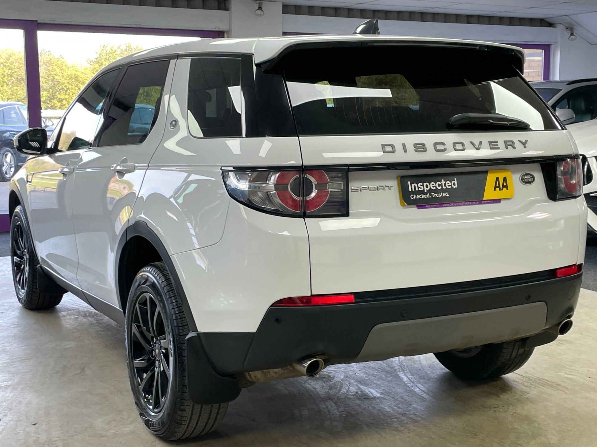 Land Rover DISCOVERY SPORT - Image 9